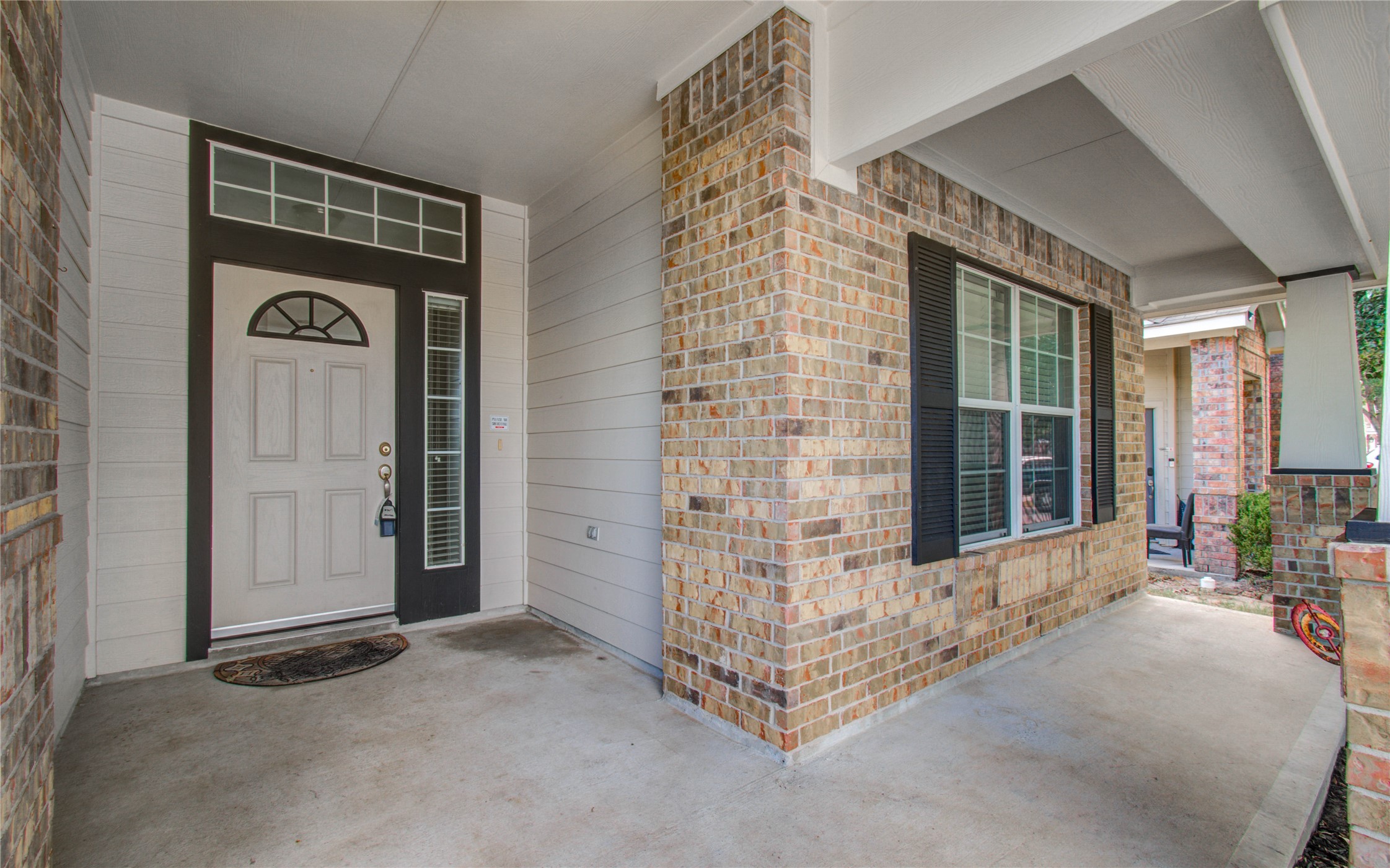 5003 Riverbridge Court Property Photo 2