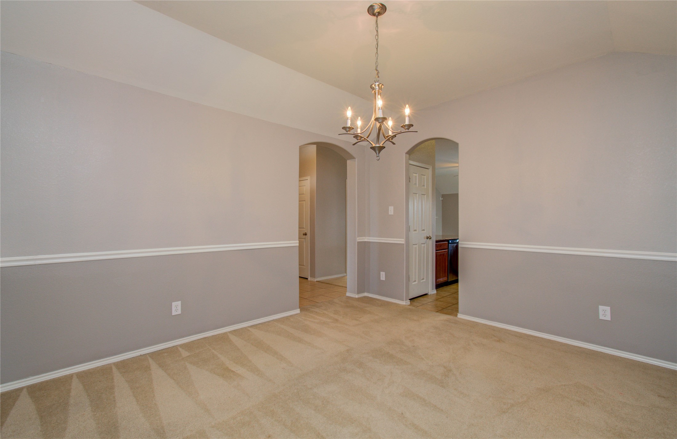 5003 Riverbridge Court Property Photo 4