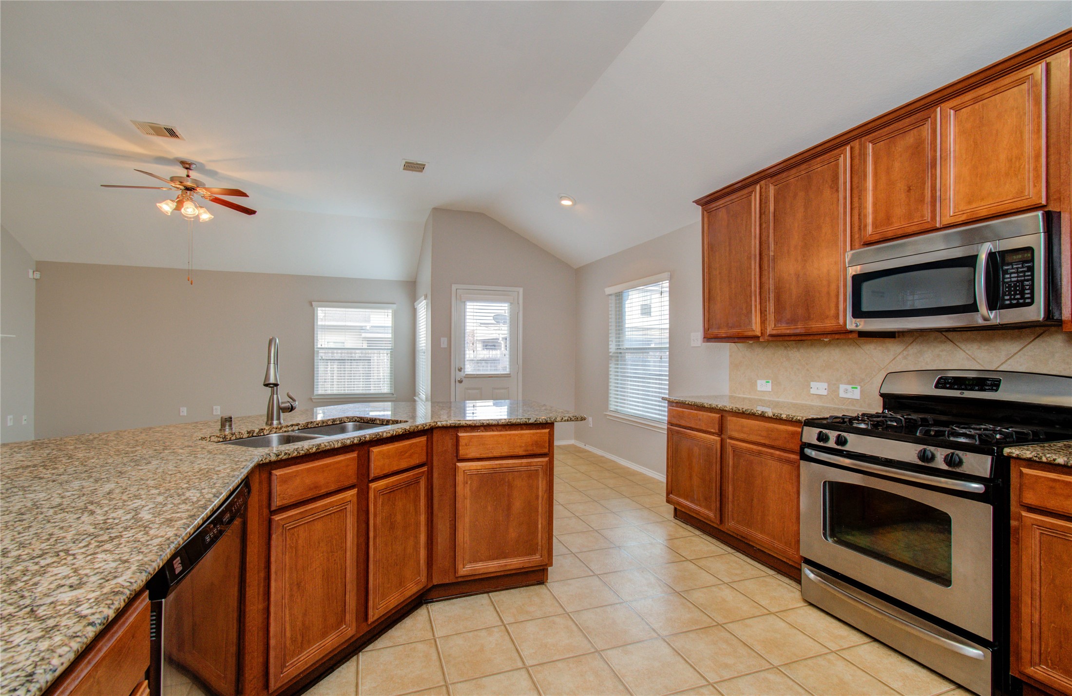 5003 Riverbridge Court Property Photo 5