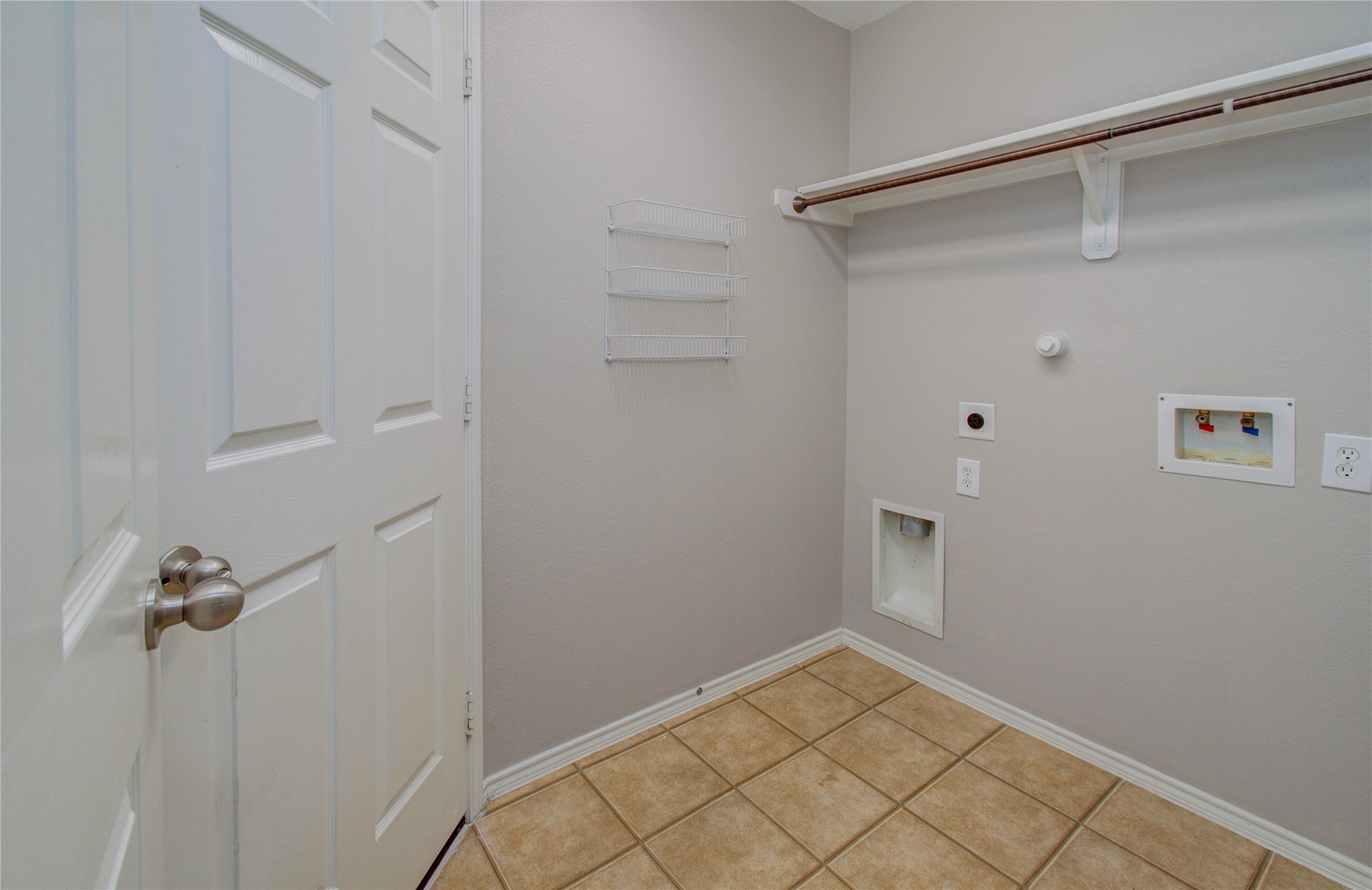 5003 Riverbridge Court Property Photo 13