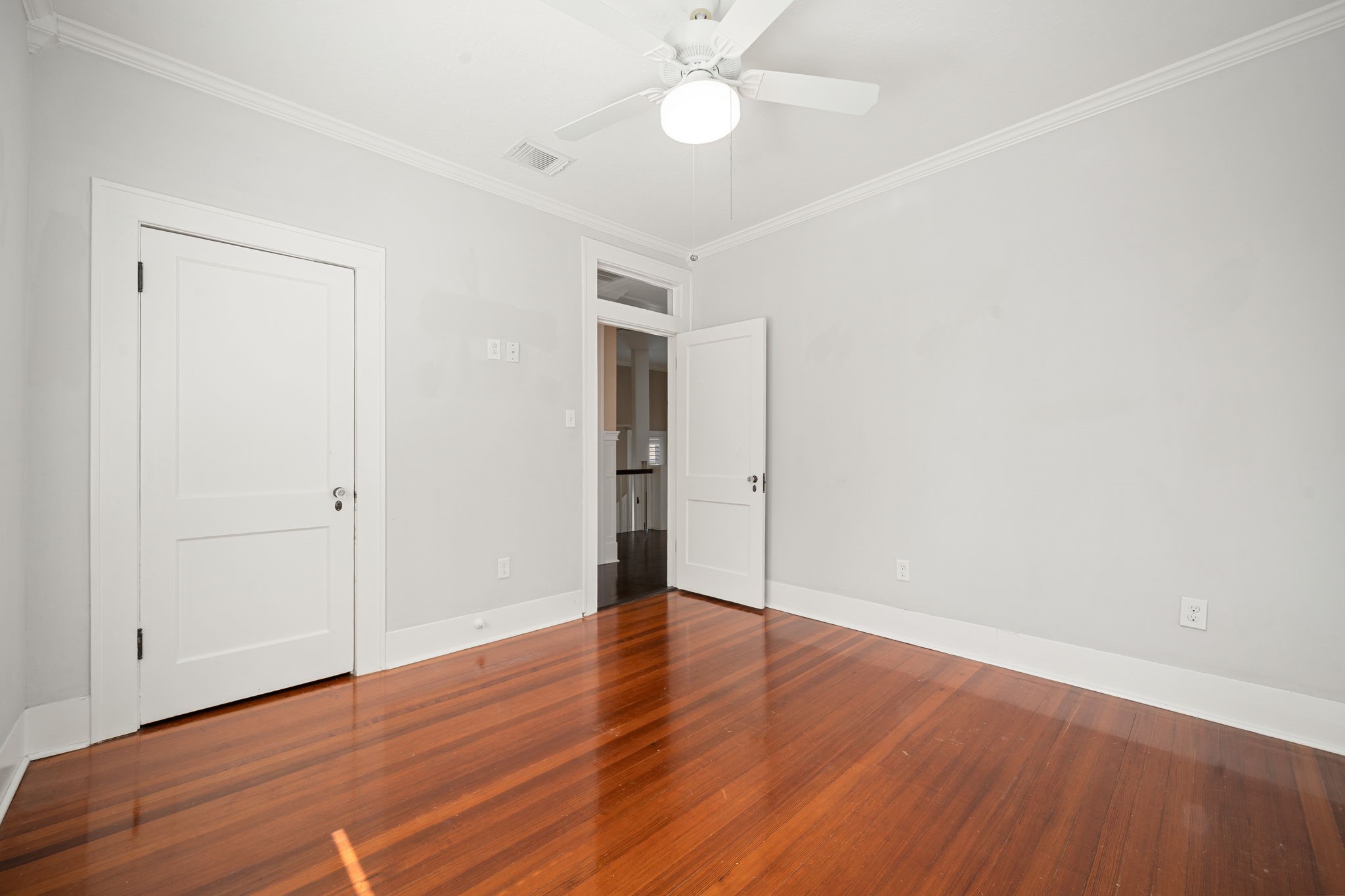 1606 Rosenberg Street Property Photo 25