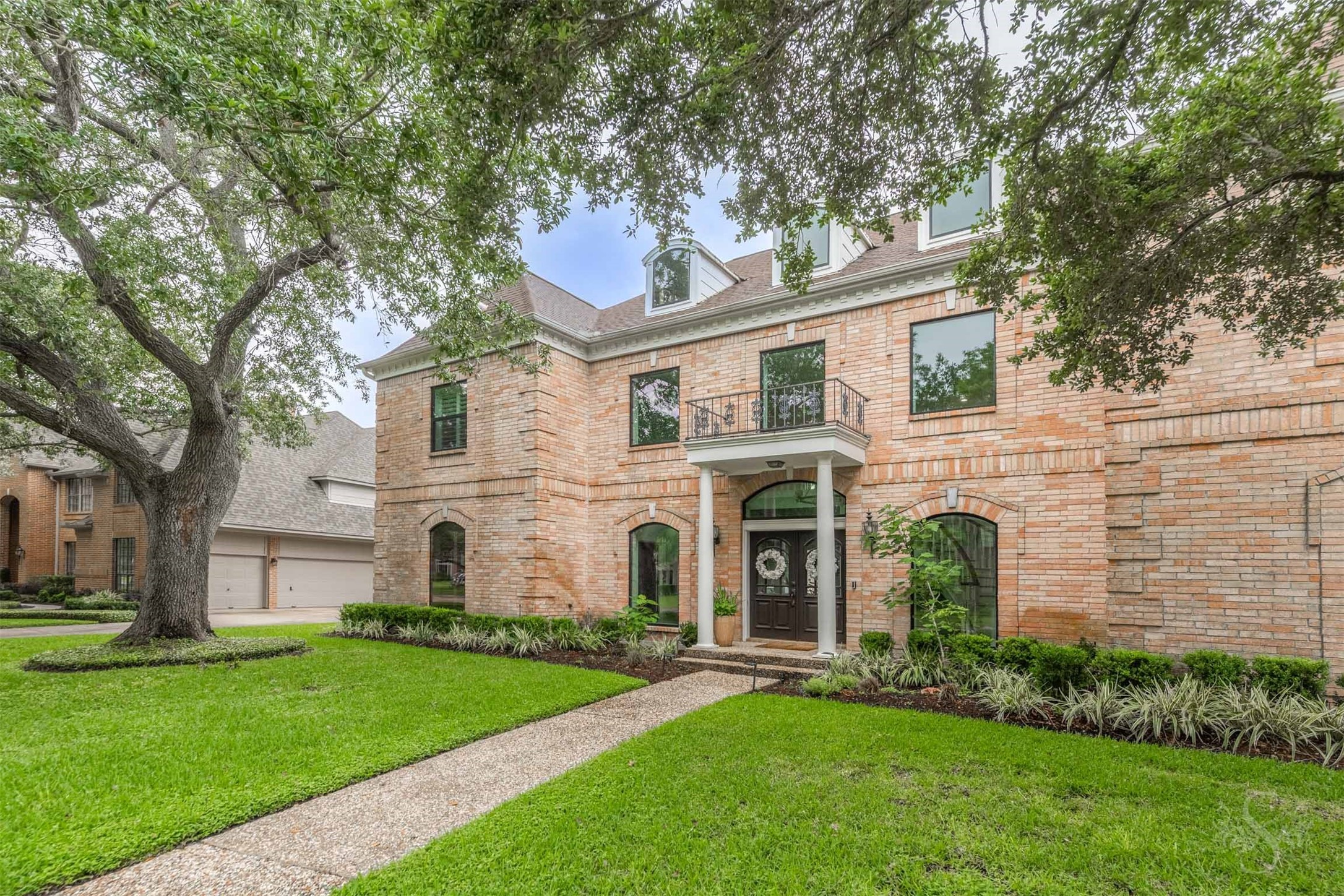 1519 Pebble Chase Drive Property Photo 4