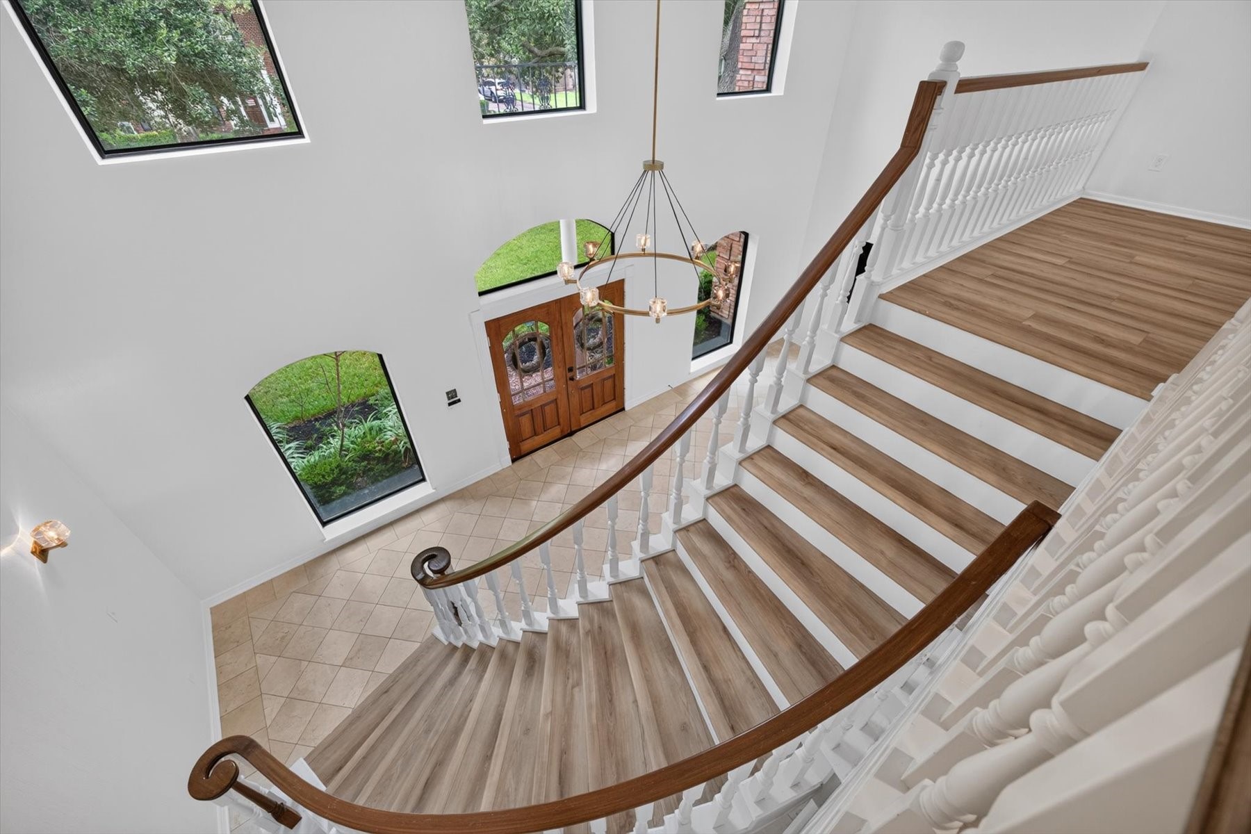 1519 Pebble Chase Drive Property Photo 7