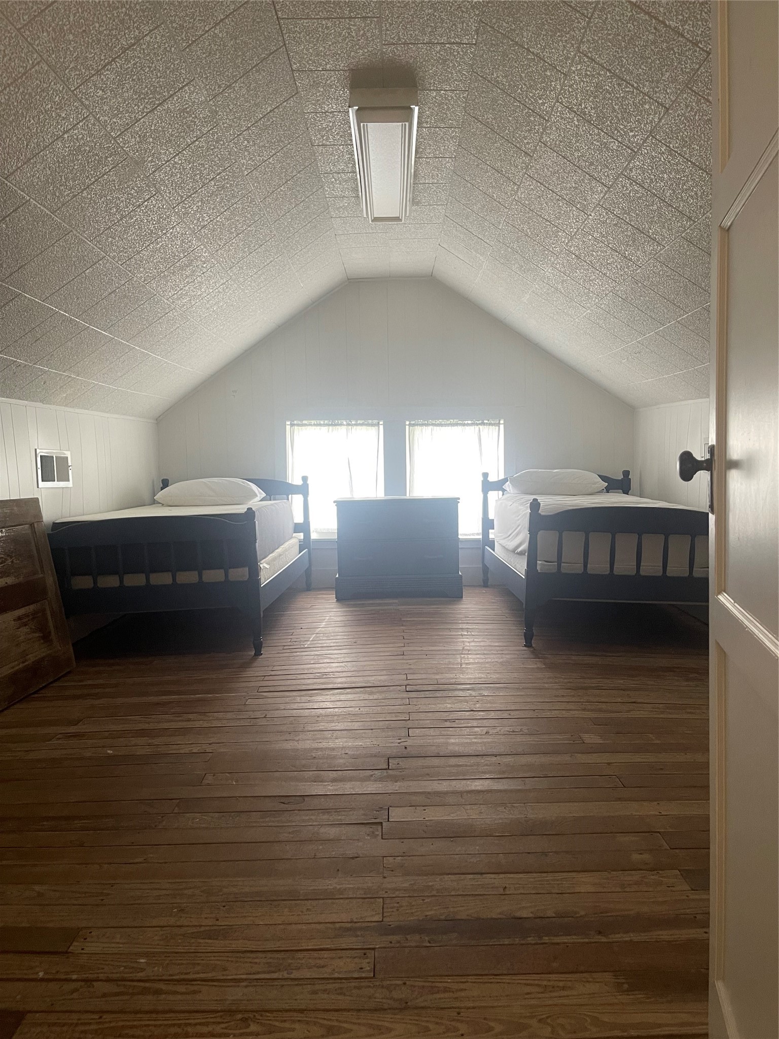 411 5th Street Property Photo 15
