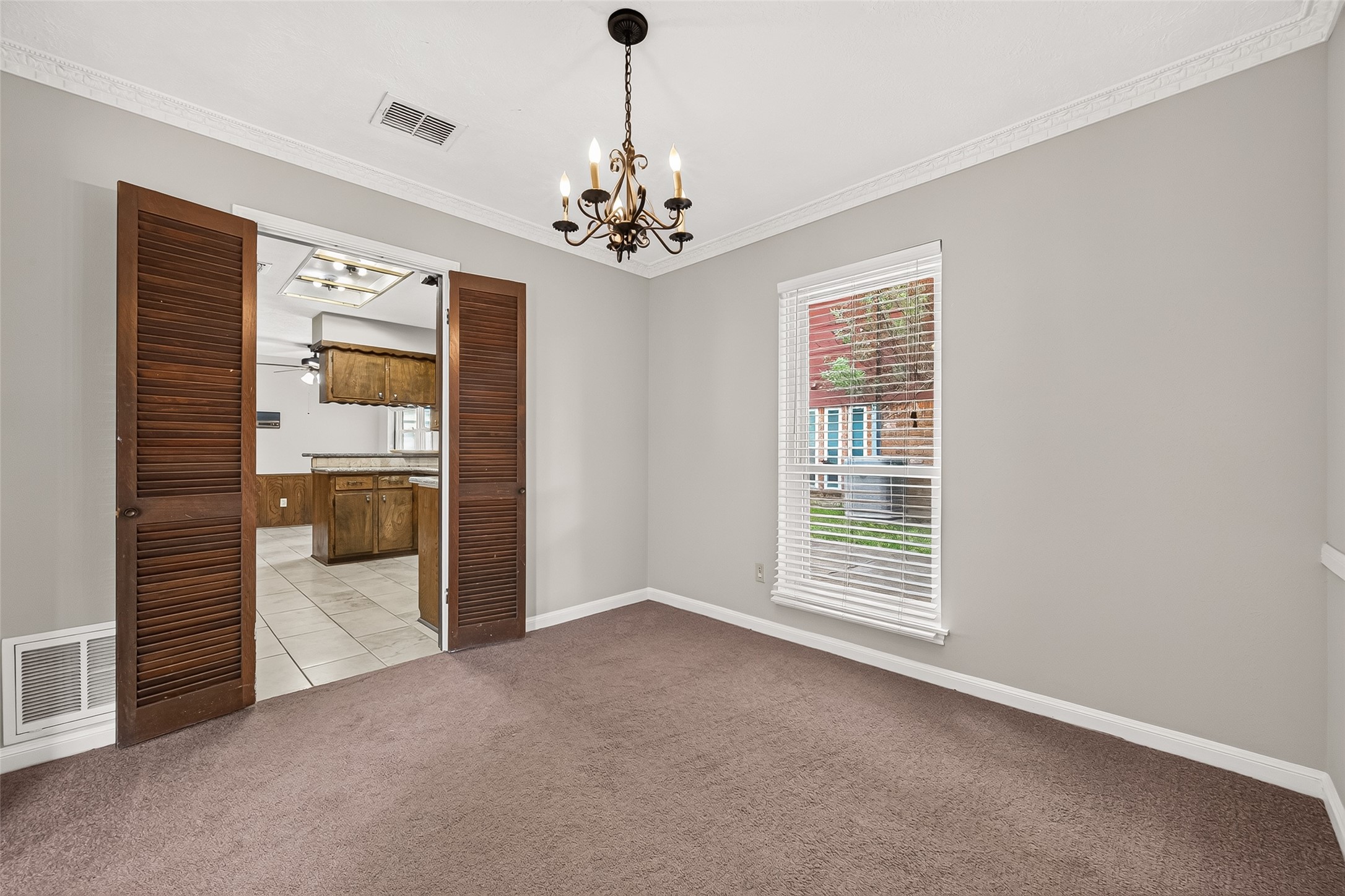 11710 N Petersham Drive Property Photo 6