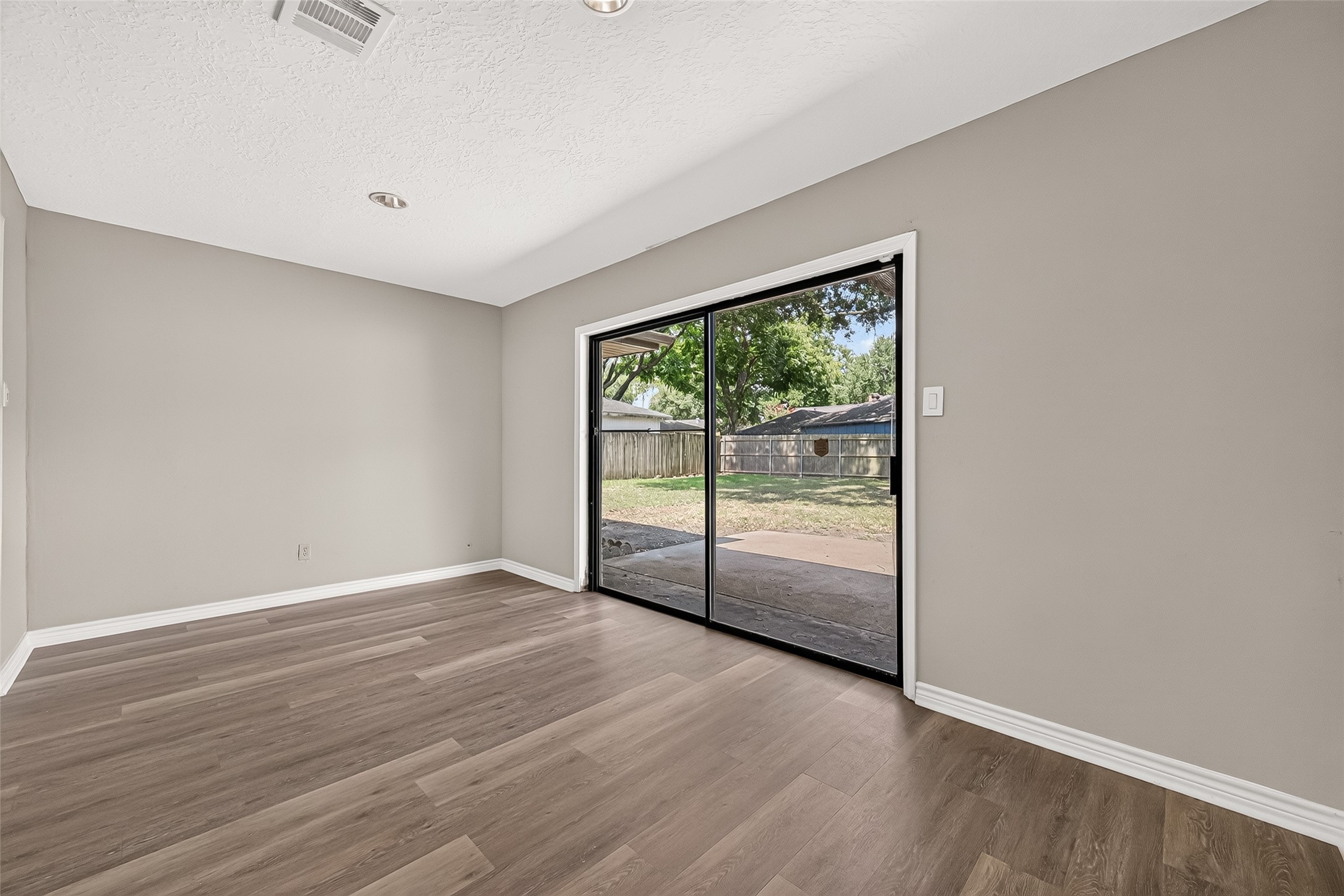 11710 N Petersham Drive Property Photo 13