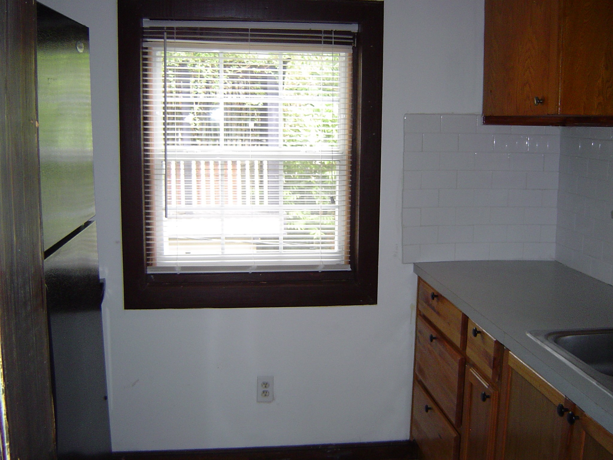 219 Stratford Street D Property Photo 5