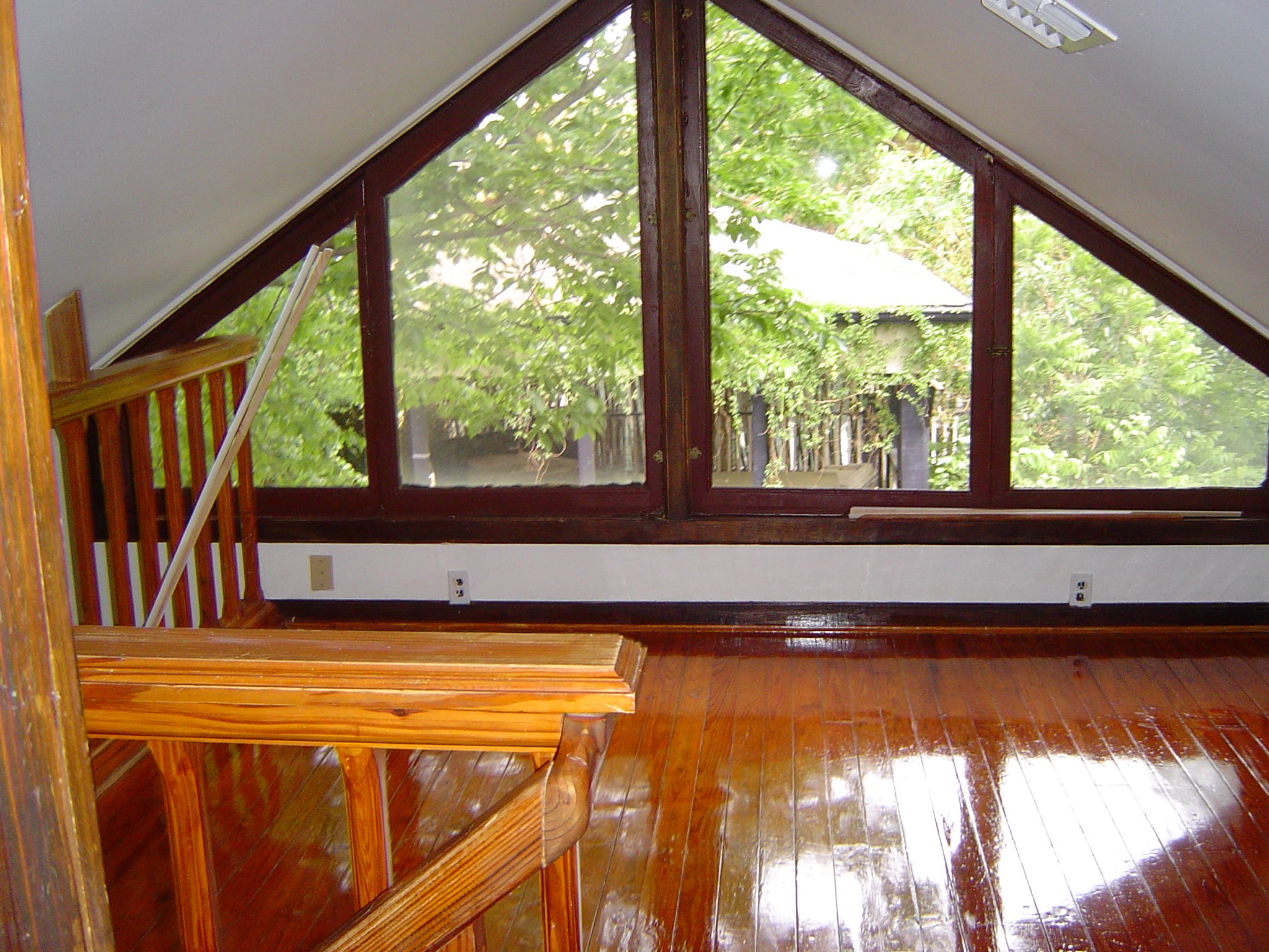 219 Stratford Street D Property Photo 9