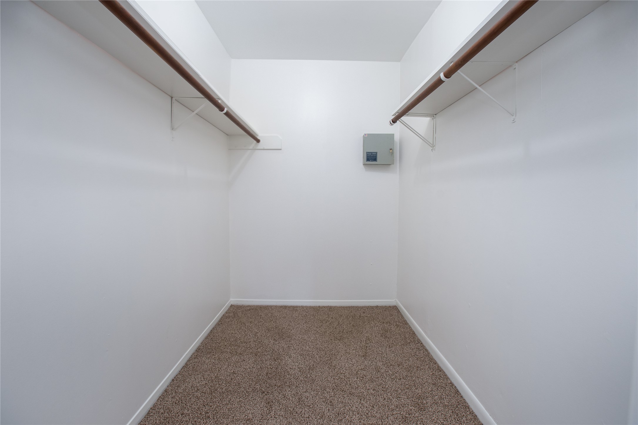 16131 Forest Way Drive Property Photo 9