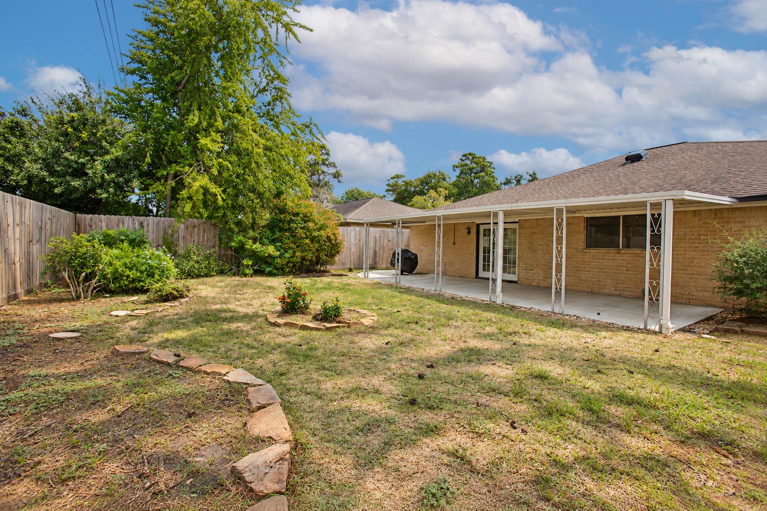 16131 Forest Way Drive Property Photo 15