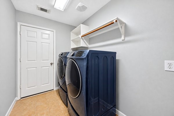 15306 Russelfern Ln Property Photo 9