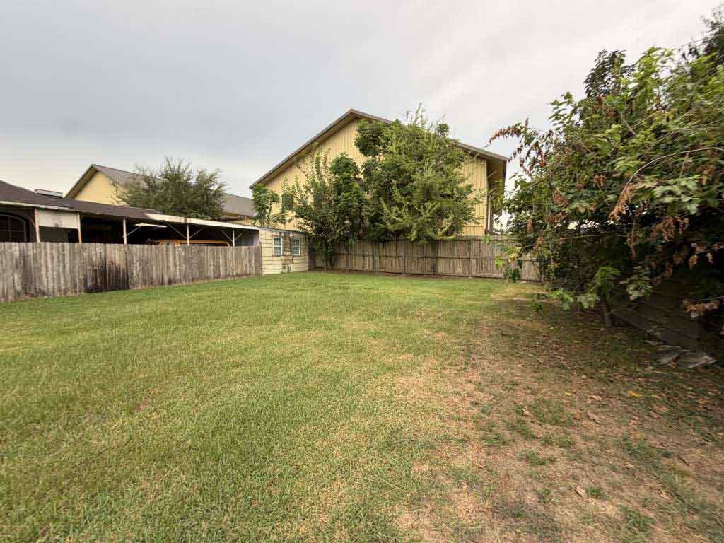 3422 Tampa Street Property Photo 2