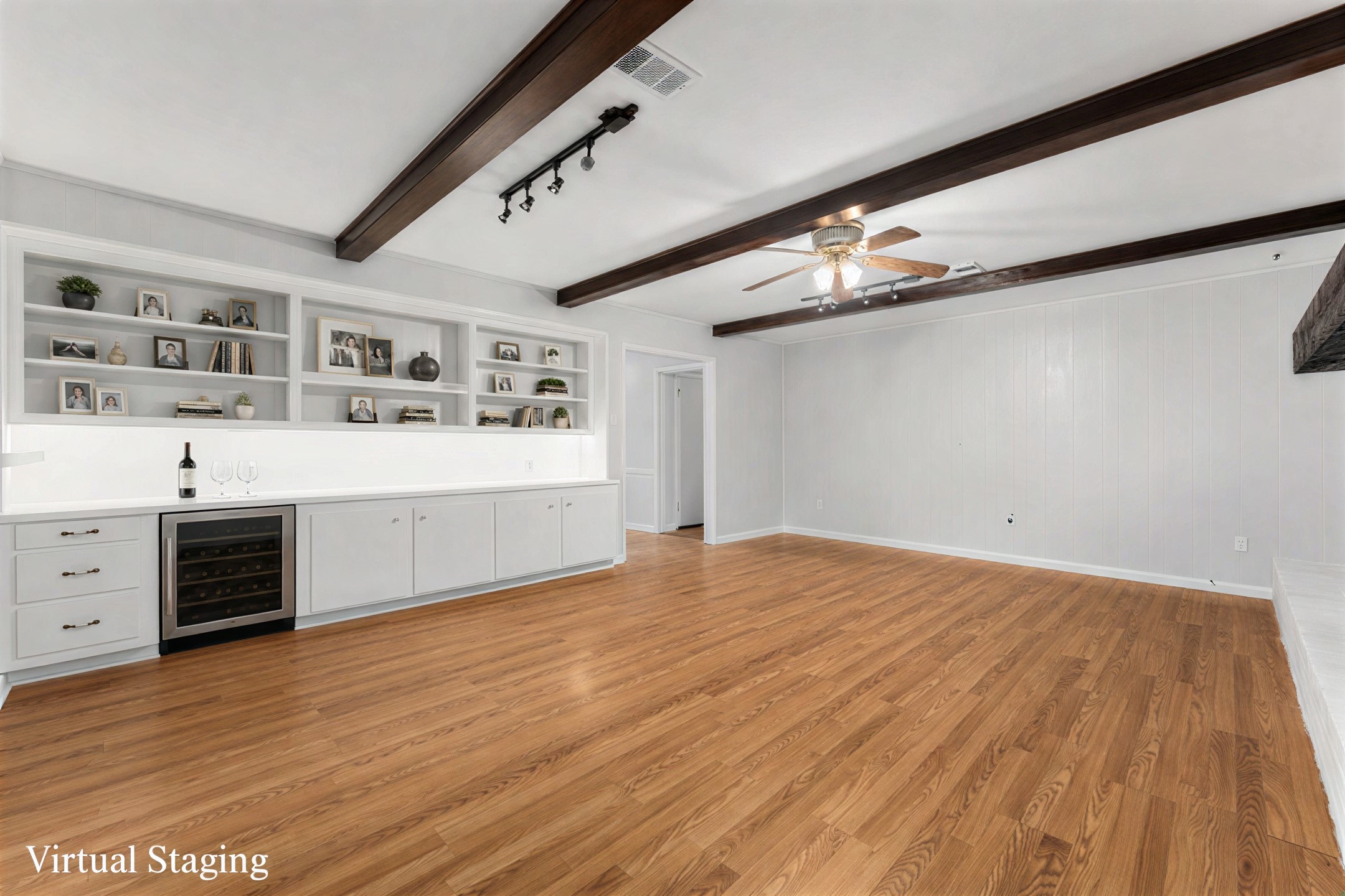 26215 Oakhurst Drive Property Photo 6