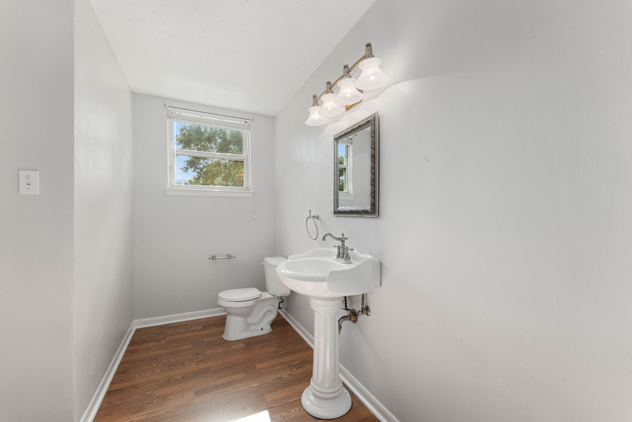 26215 Oakhurst Drive Property Photo 25