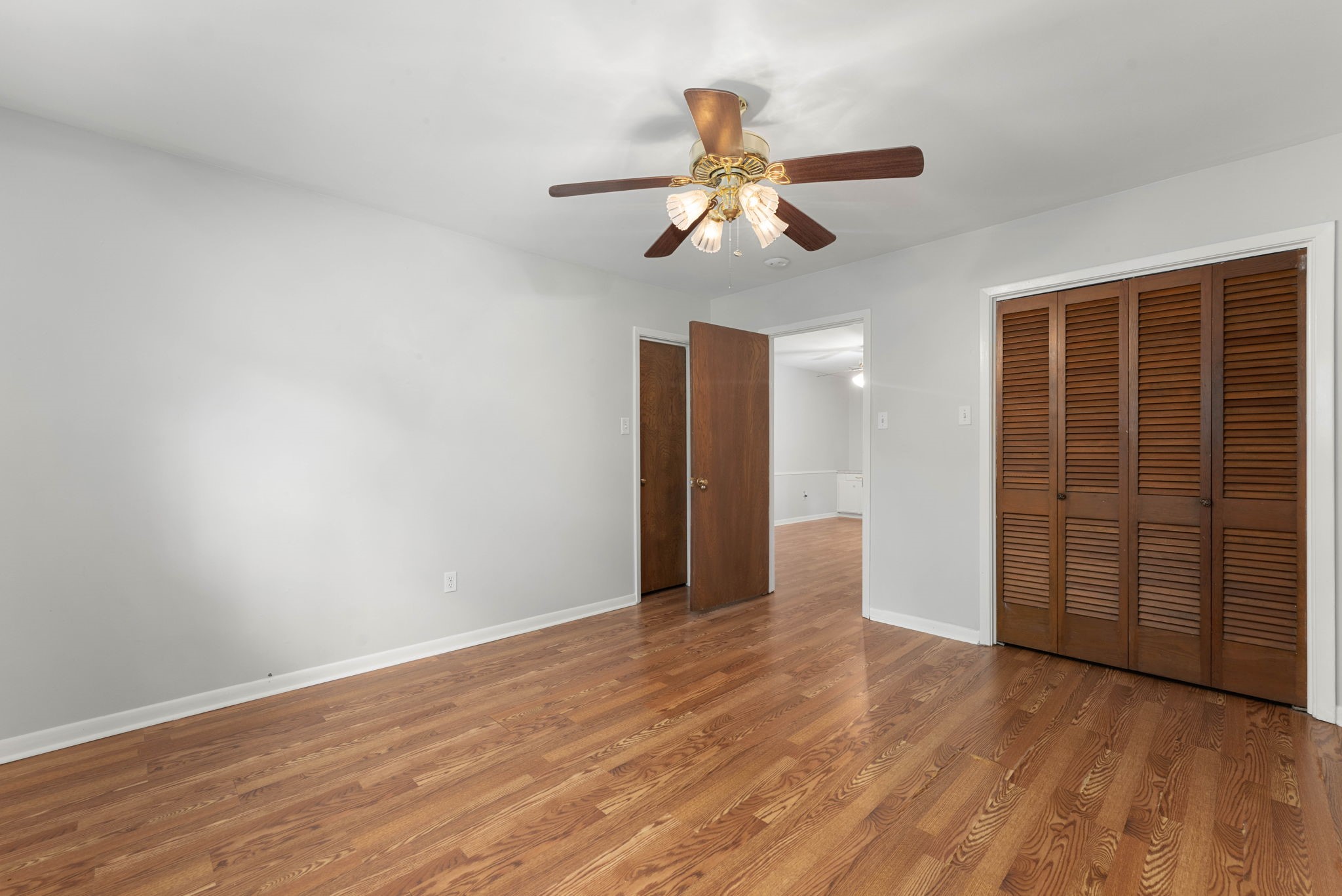 26215 Oakhurst Drive Property Photo 29