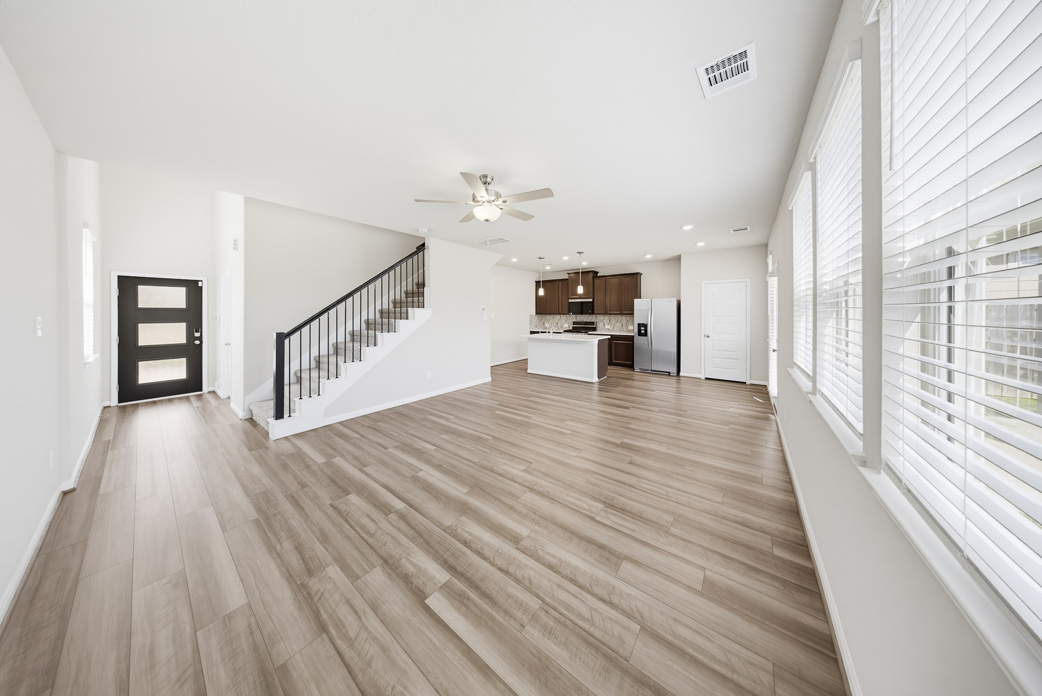 18560 Meadow Point Lane Property Photo 4