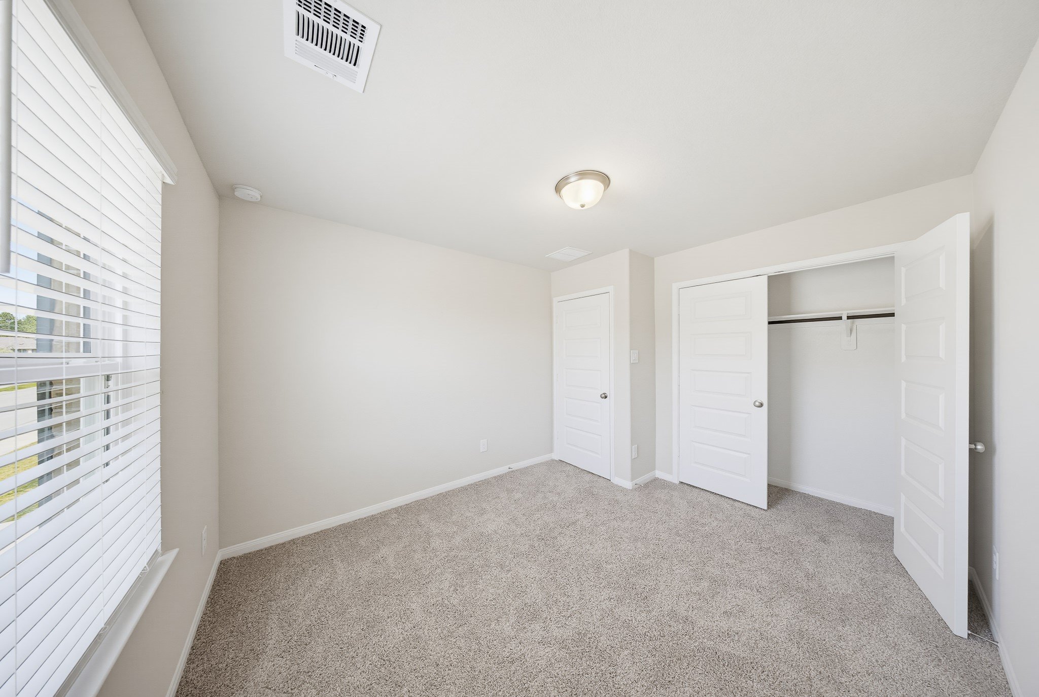 18560 Meadow Point Lane Property Photo 15