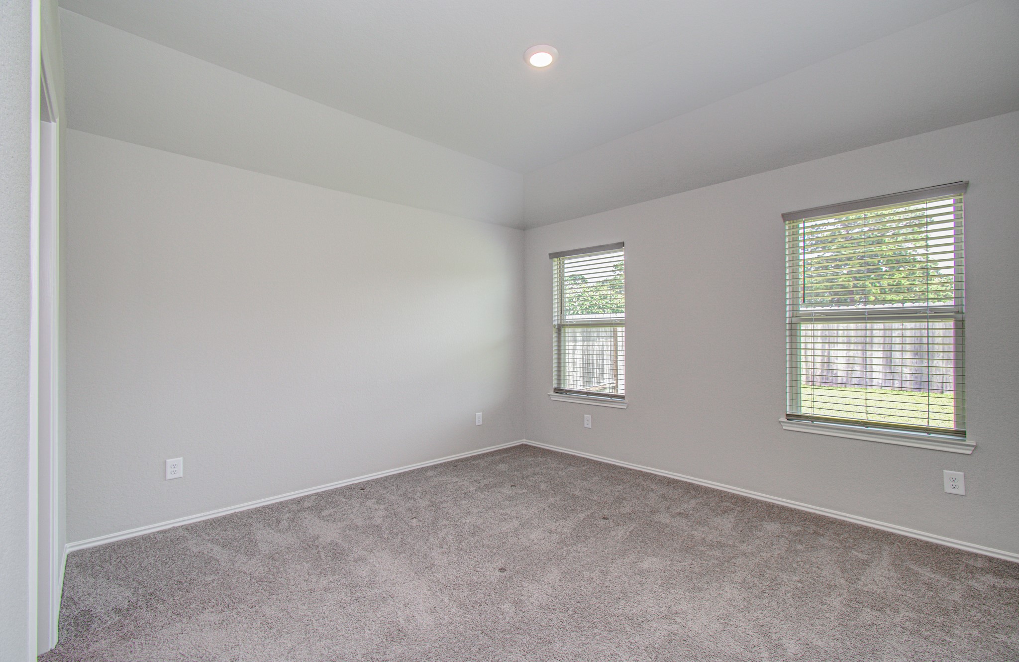 2030 Brixham Bluff Lane Property Photo 12