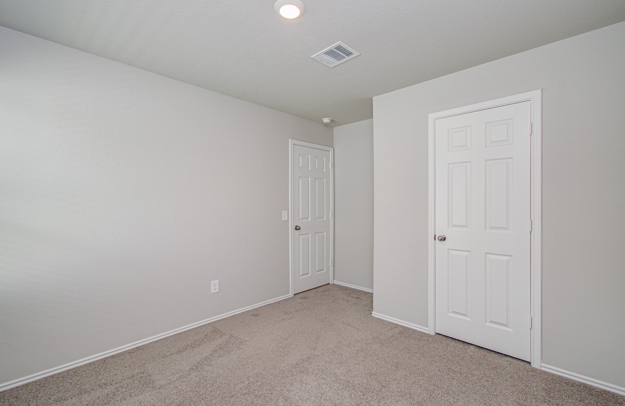 2030 Brixham Bluff Lane Property Photo 22