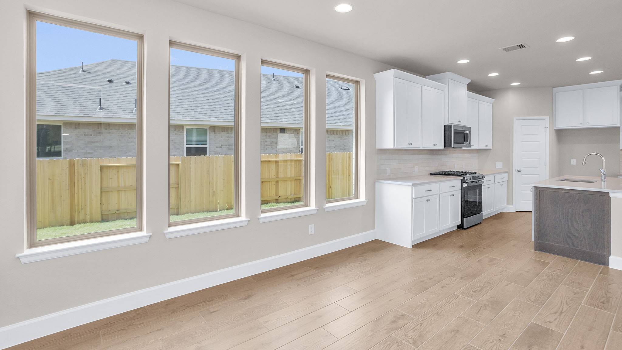 30405 Creek Valley Court Property Photo 8