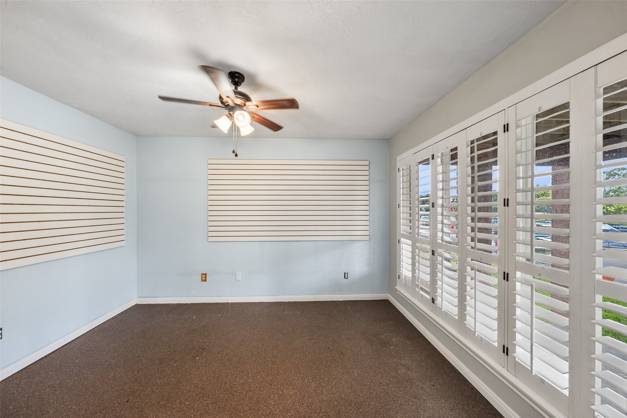 12498 Lake Vista Drive Property Photo 24