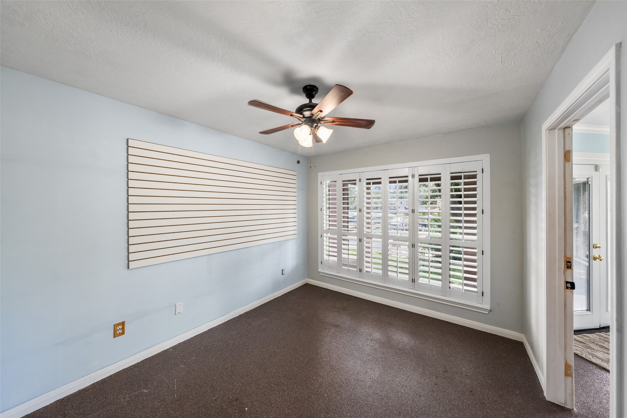 12498 Lake Vista Drive Property Photo 25
