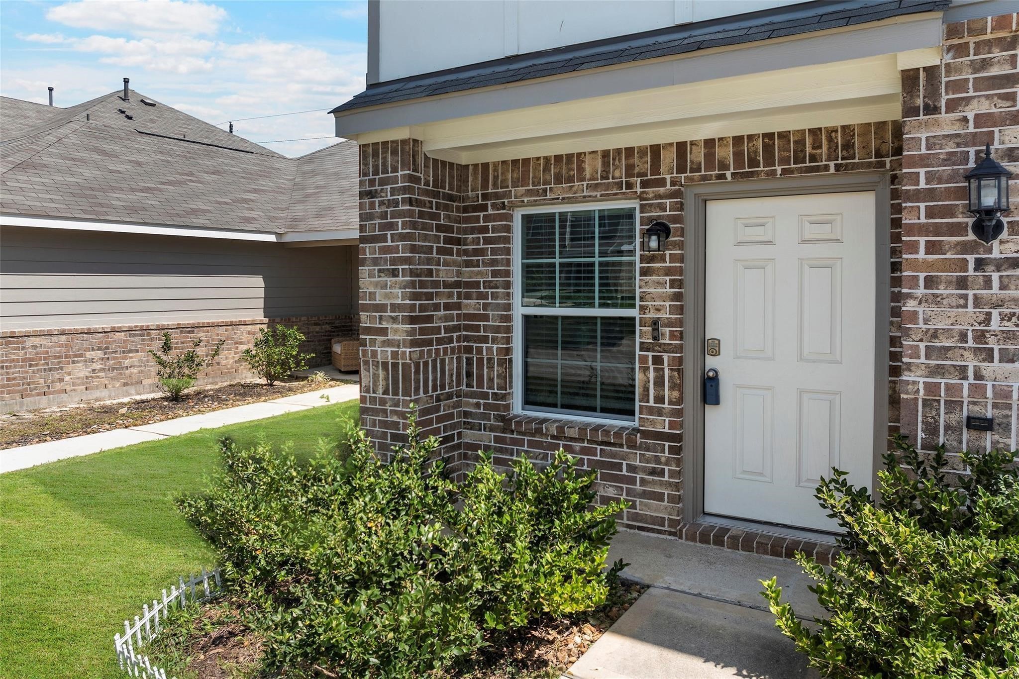23646 Goodfellow Drive Property Photo 2