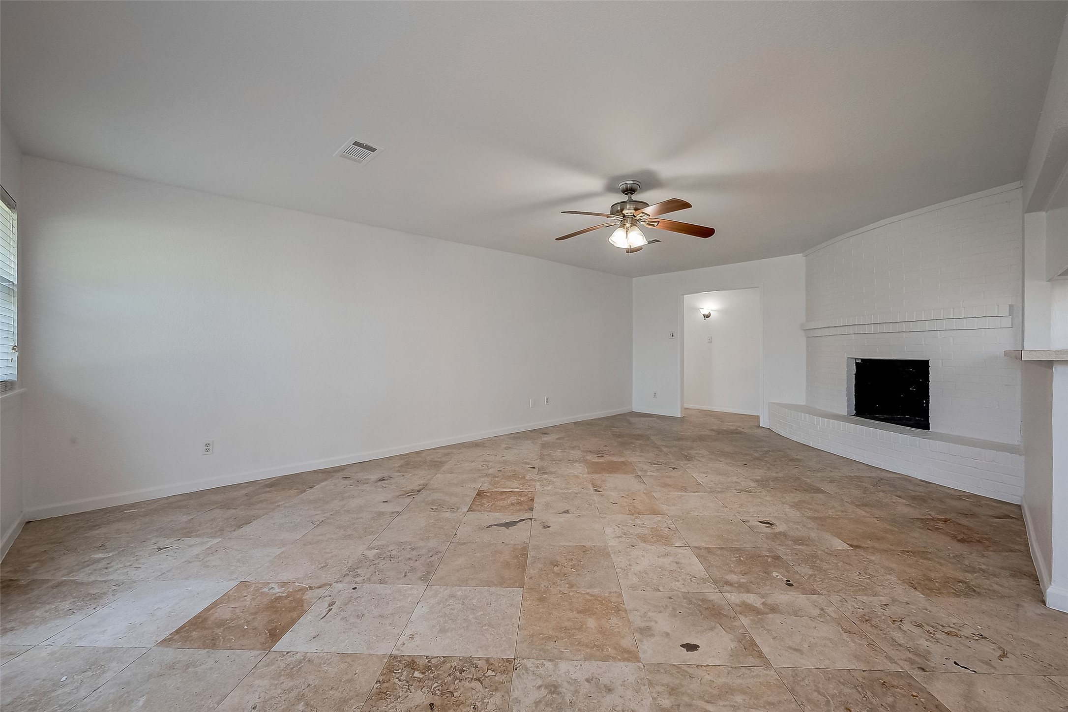 2607 Charles Lane Property Photo 9