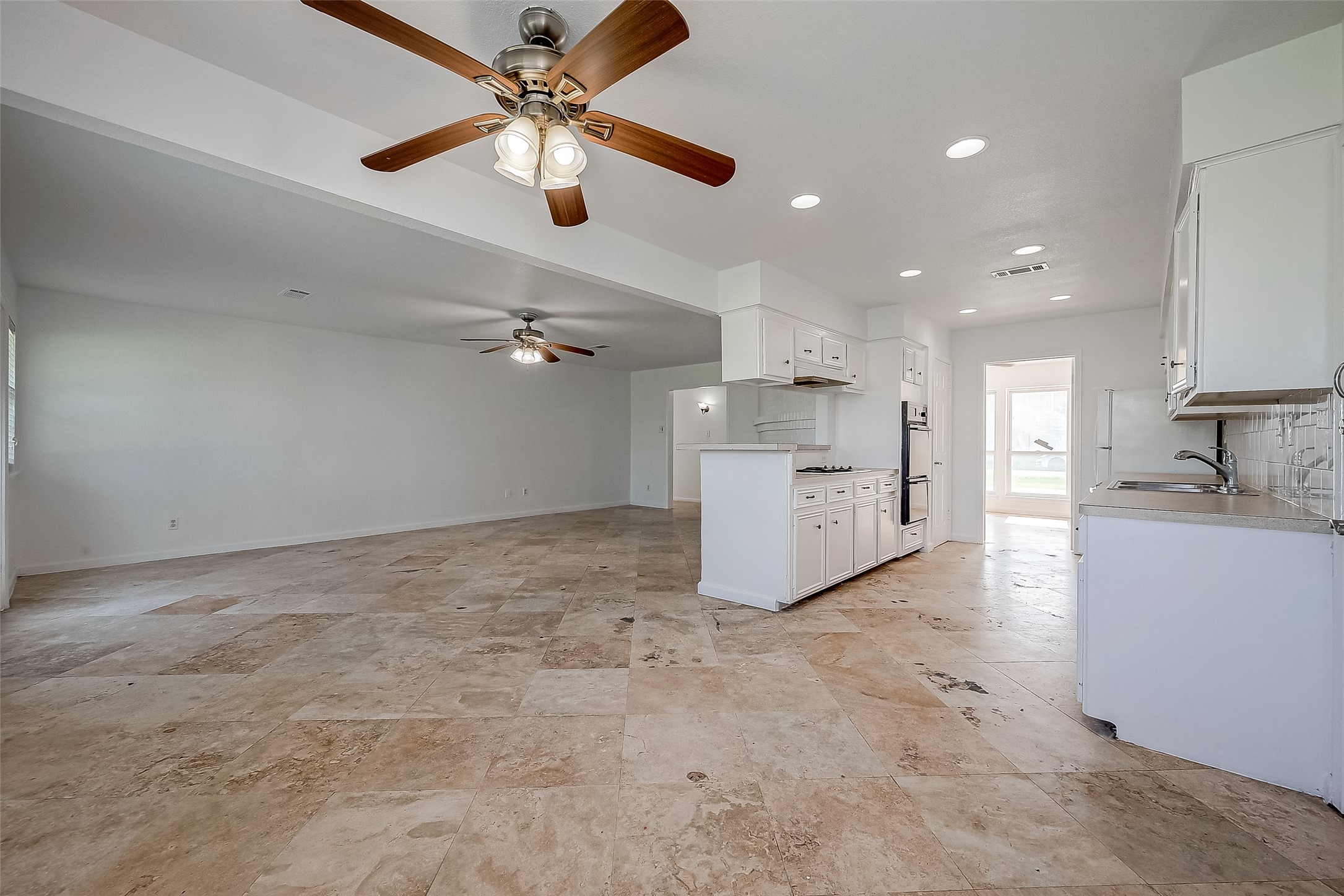 2607 Charles Lane Property Photo 12