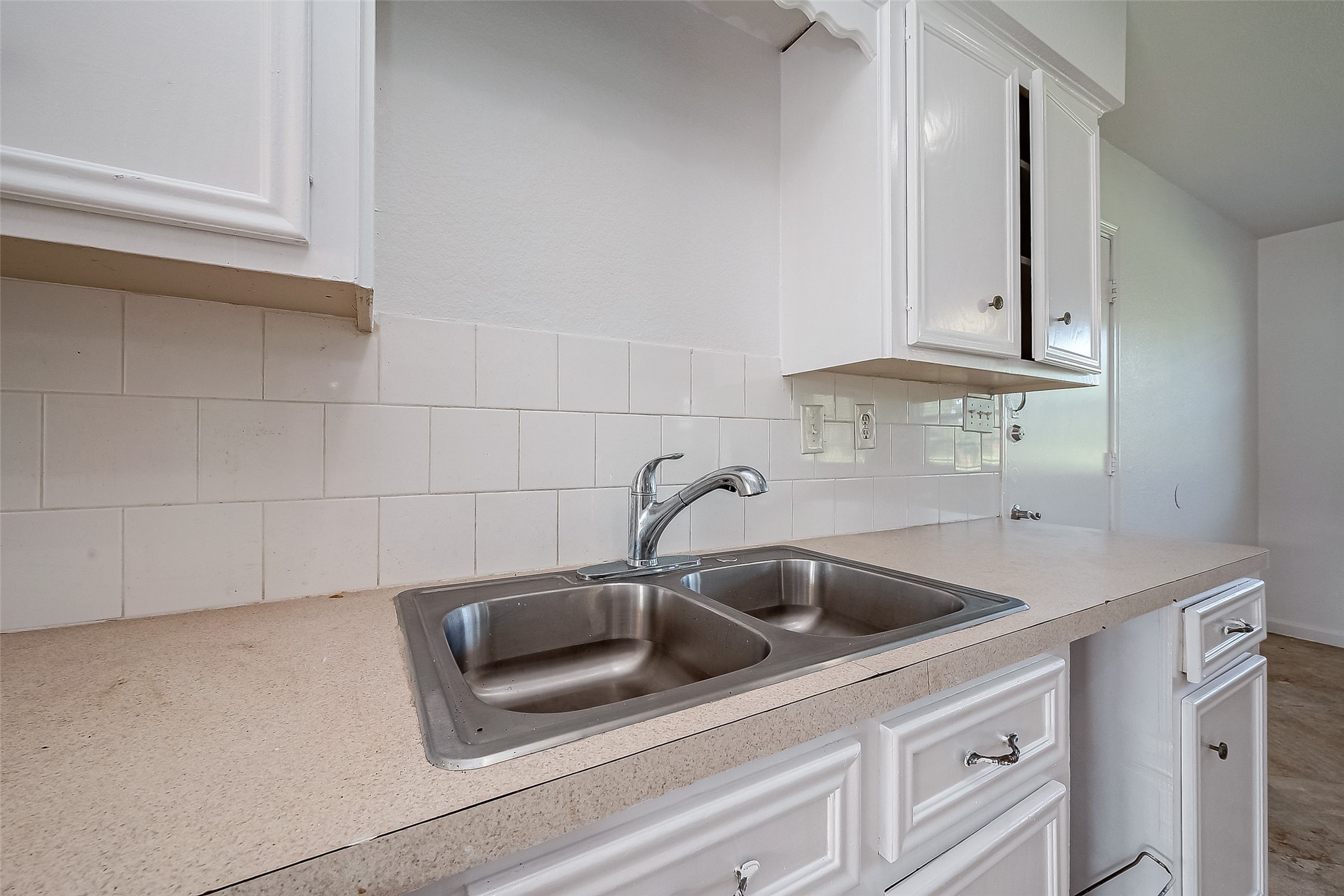 2607 Charles Lane Property Photo 17