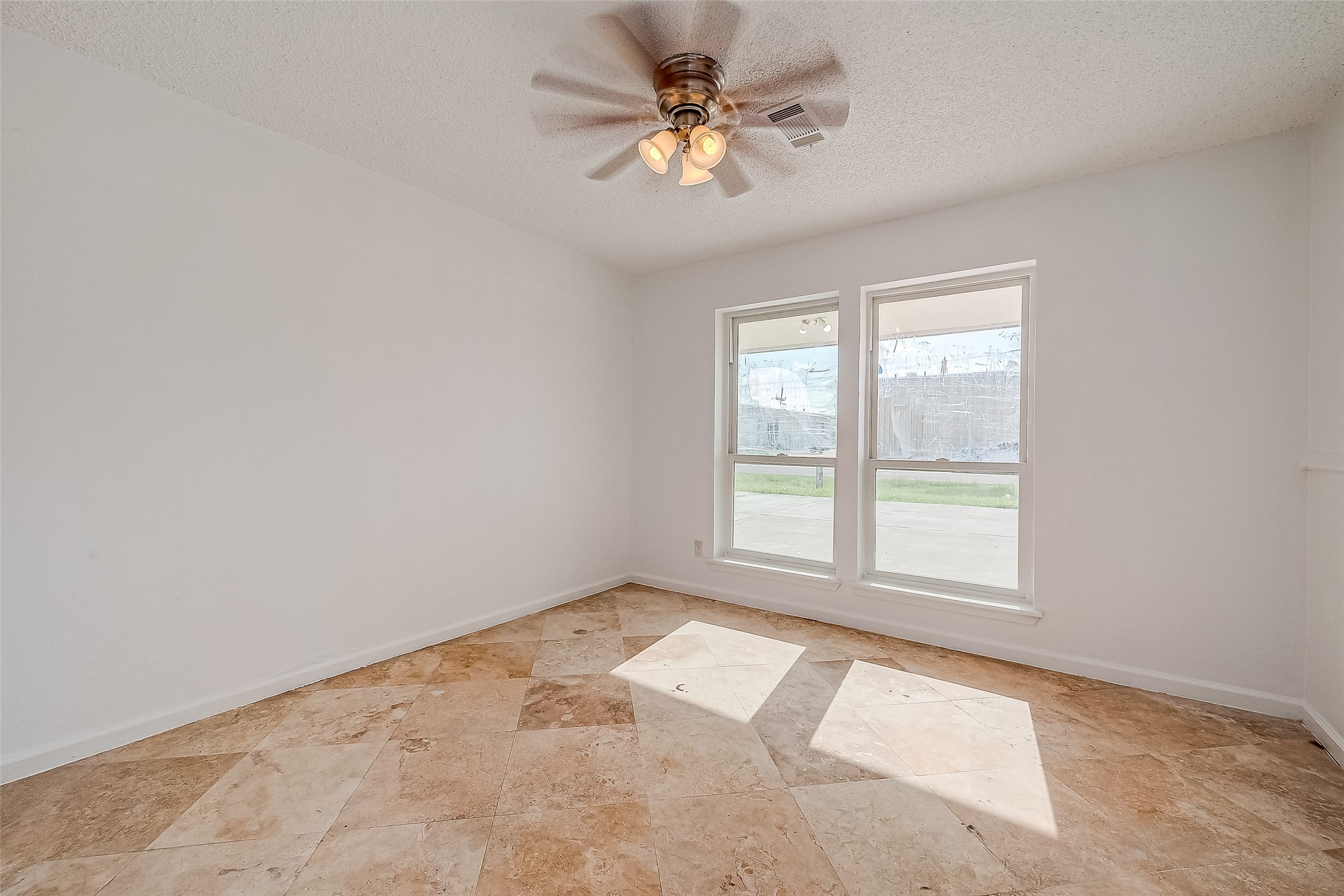 2607 Charles Lane Property Photo 21