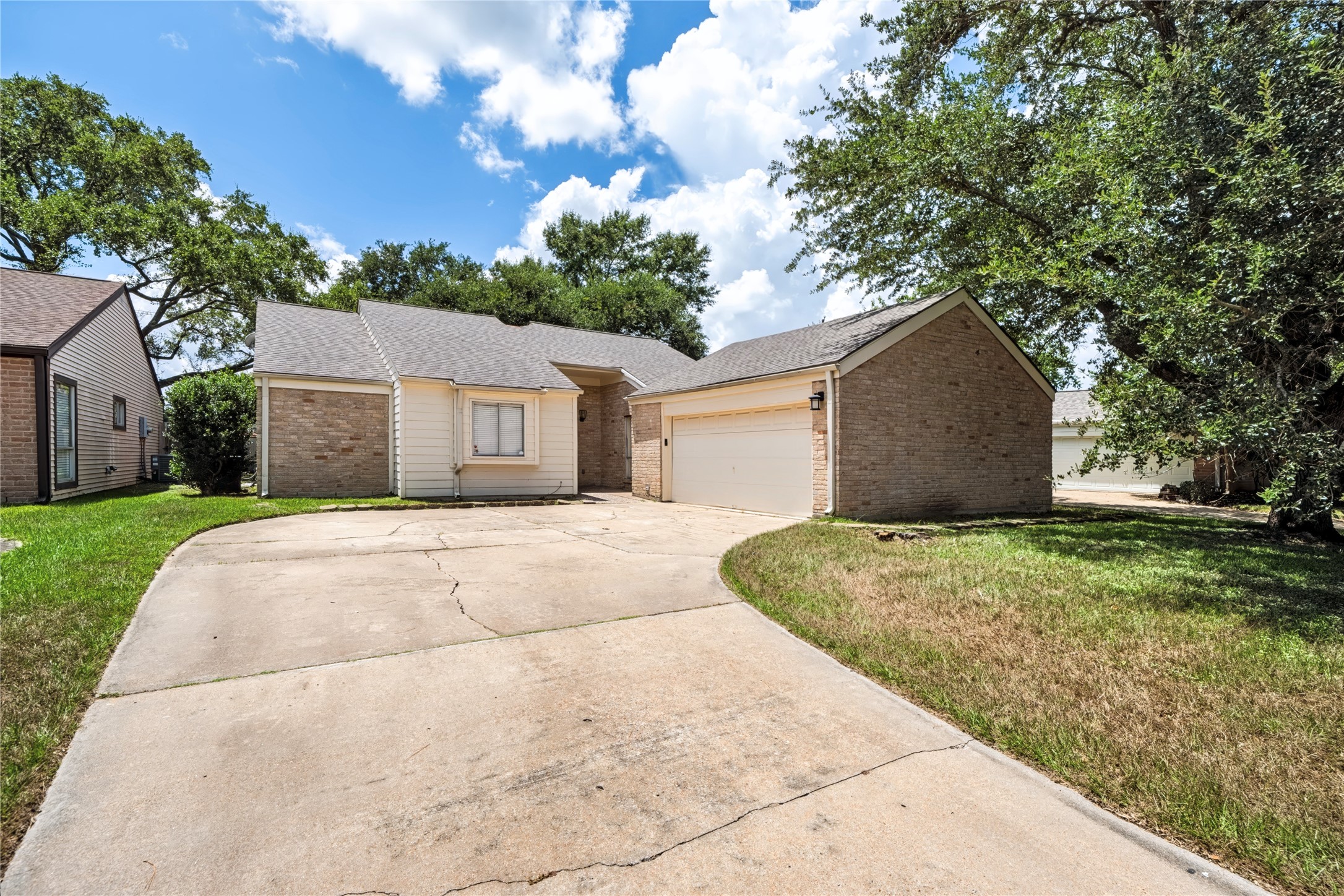 930 Mesa Terrace Drive Property Photo 3