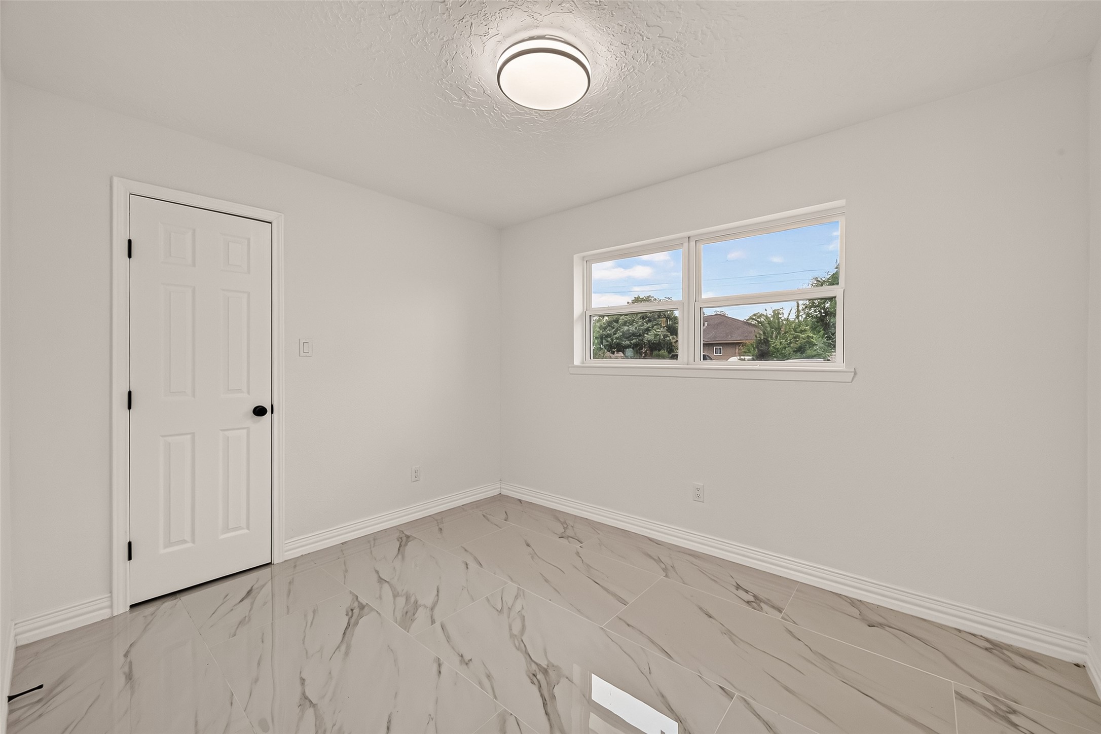 11434 Sharpview Drive Property Photo 17