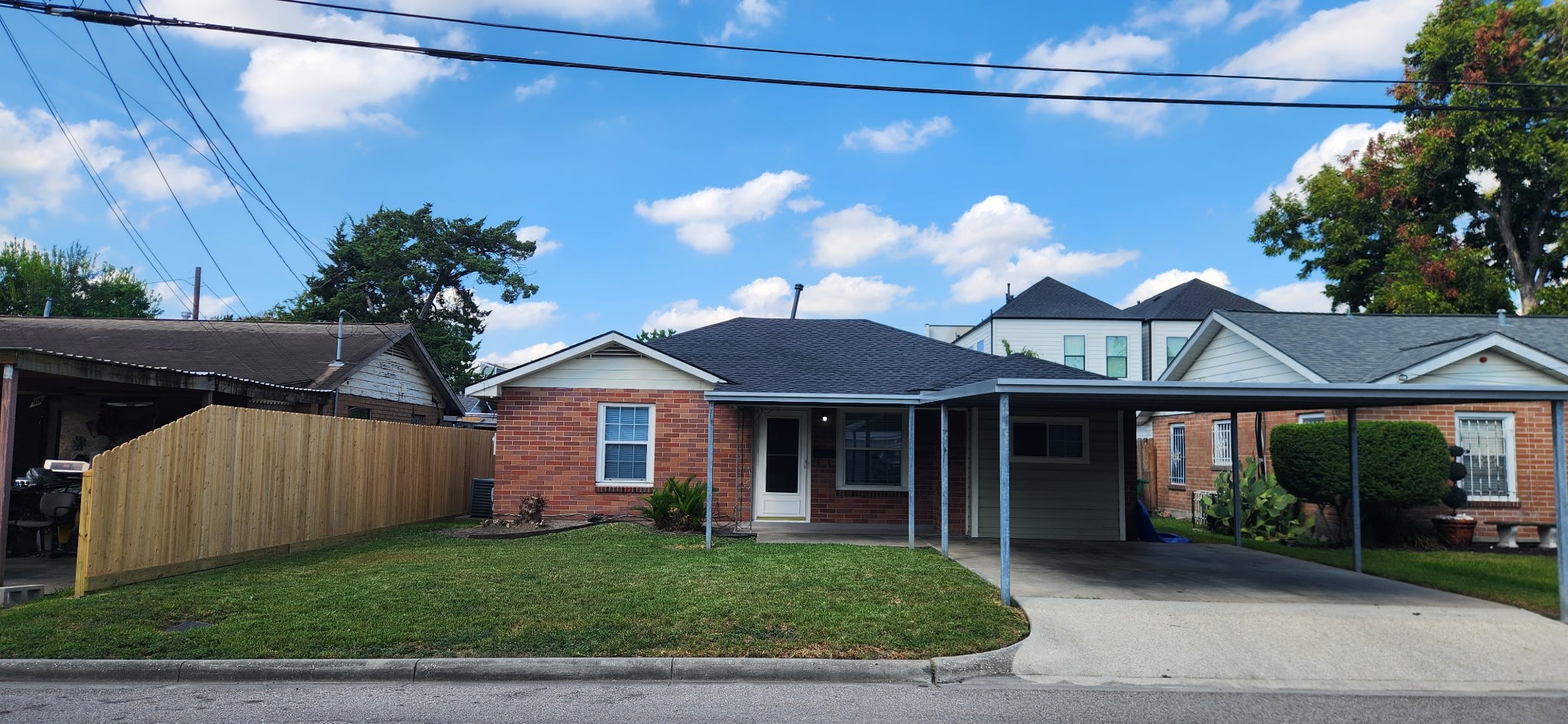1807 Angeline Street Property Photo 1