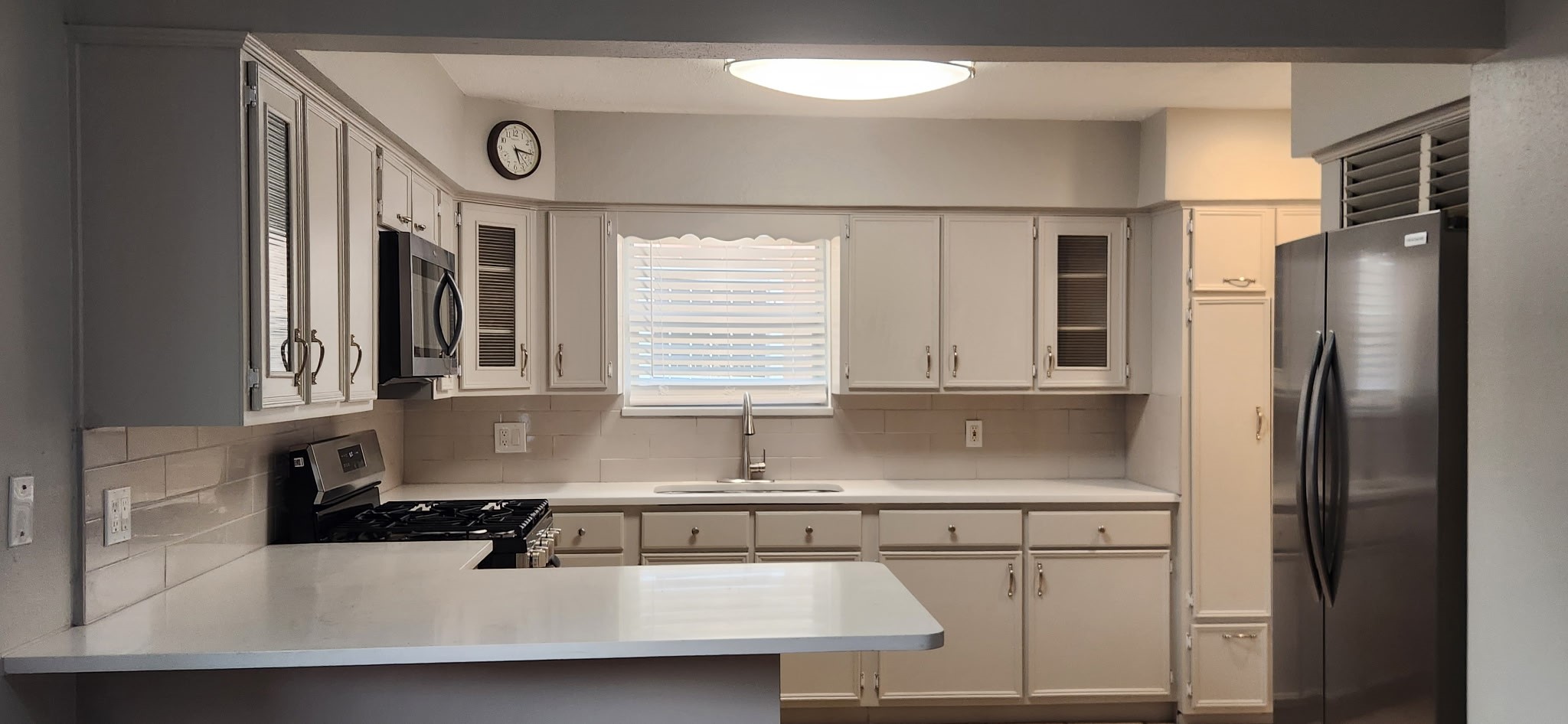 1807 Angeline Street Property Photo 14