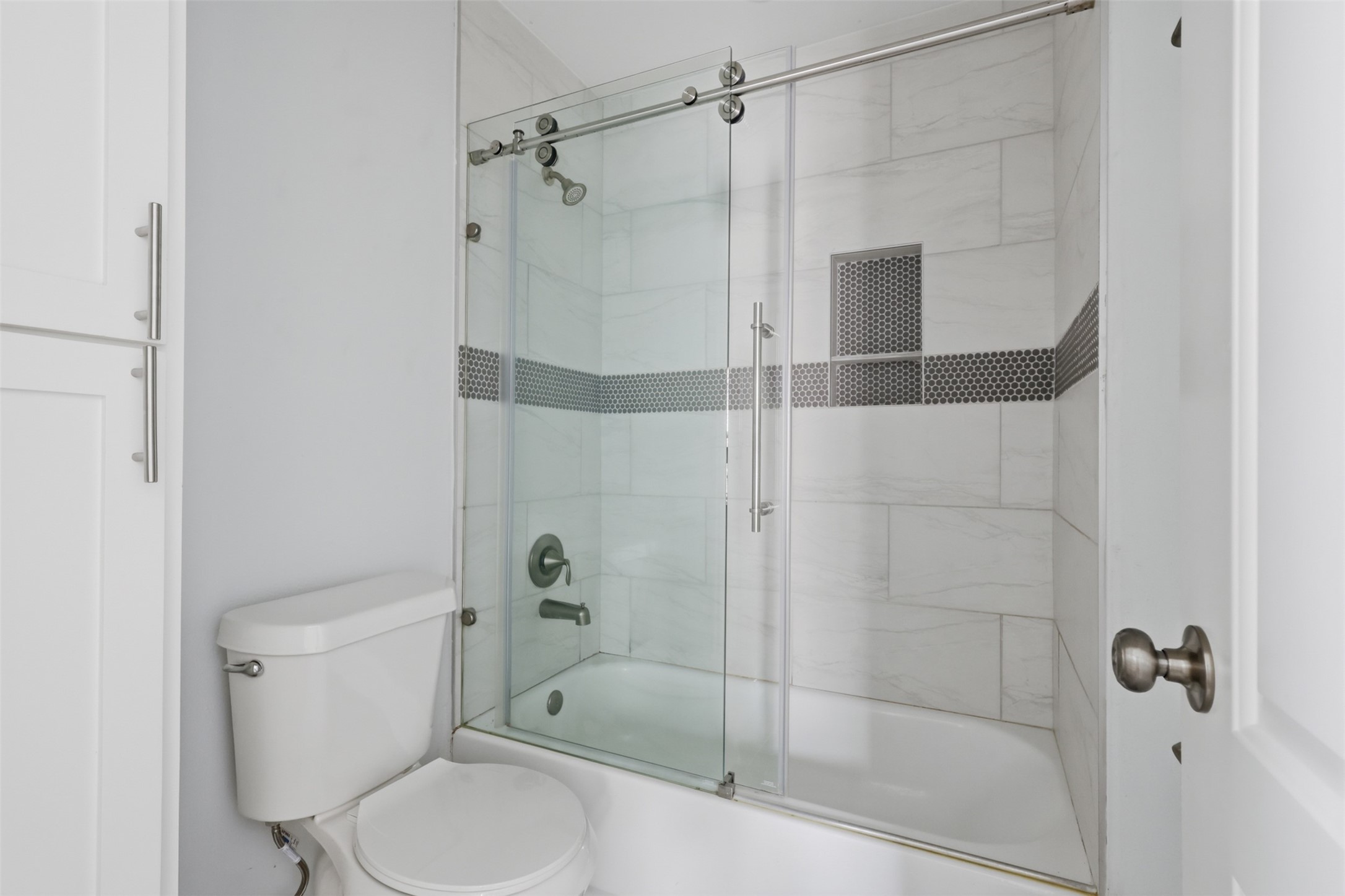 913 Turner Drive B Property Photo 13