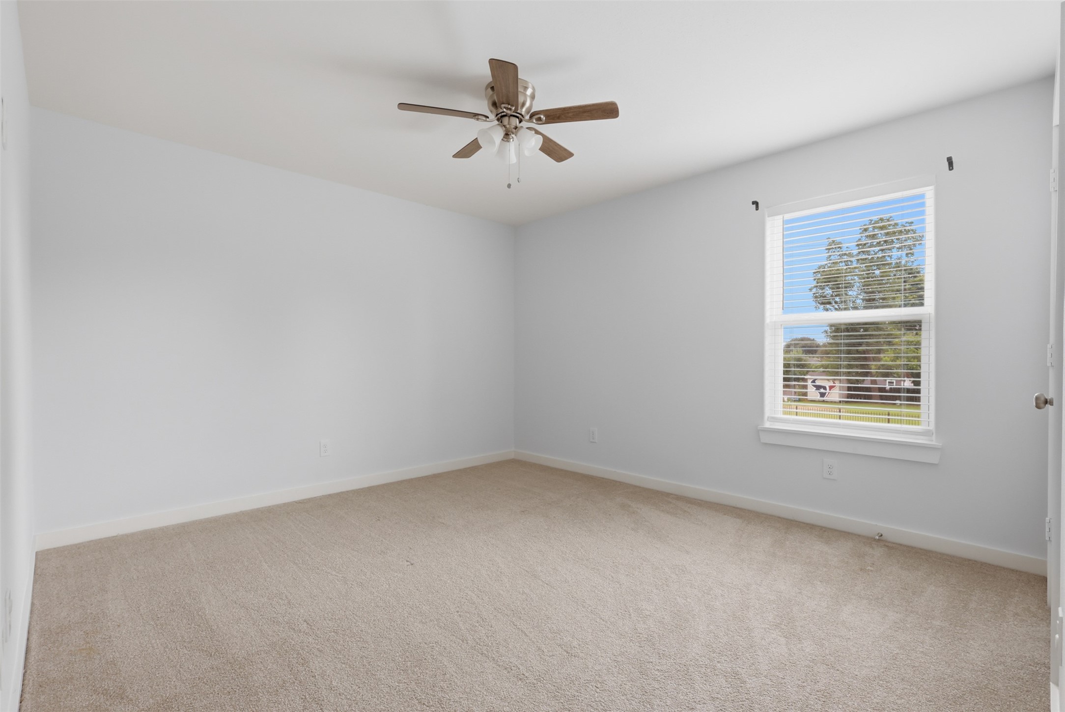 913 Turner Drive B Property Photo 16