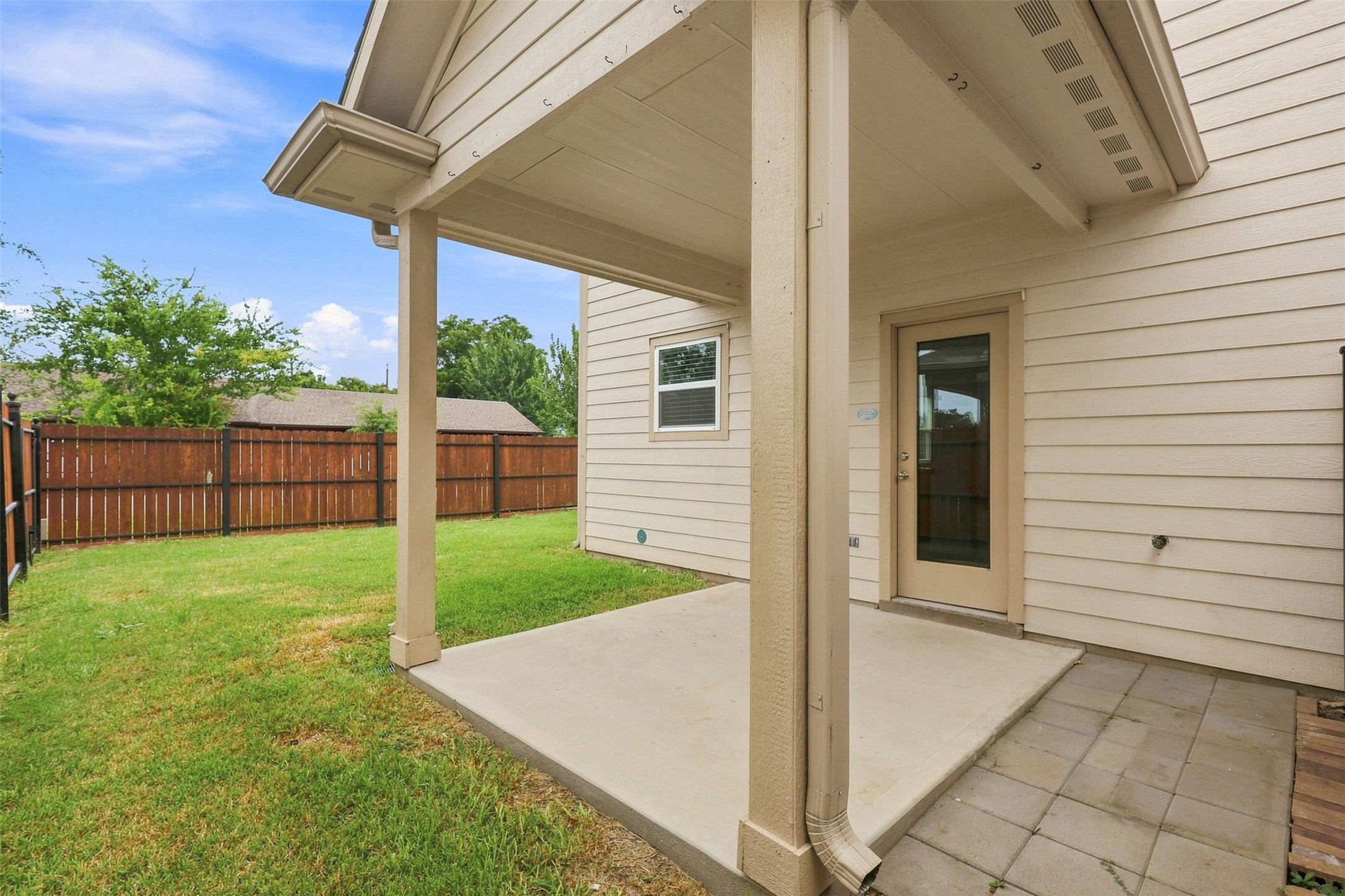 913 Turner Drive B Property Photo 21