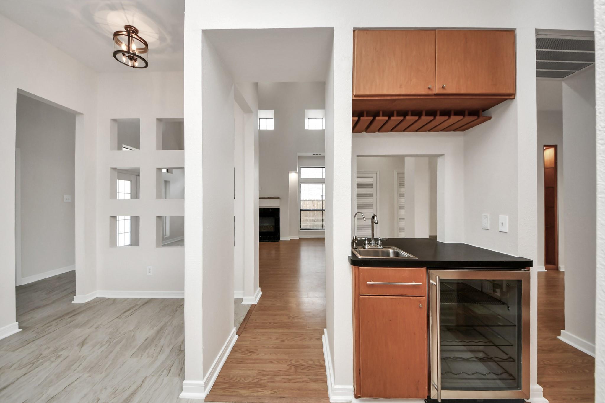 9803 Sage Lee Drive, Houston Tx 77089 Property Photo 13