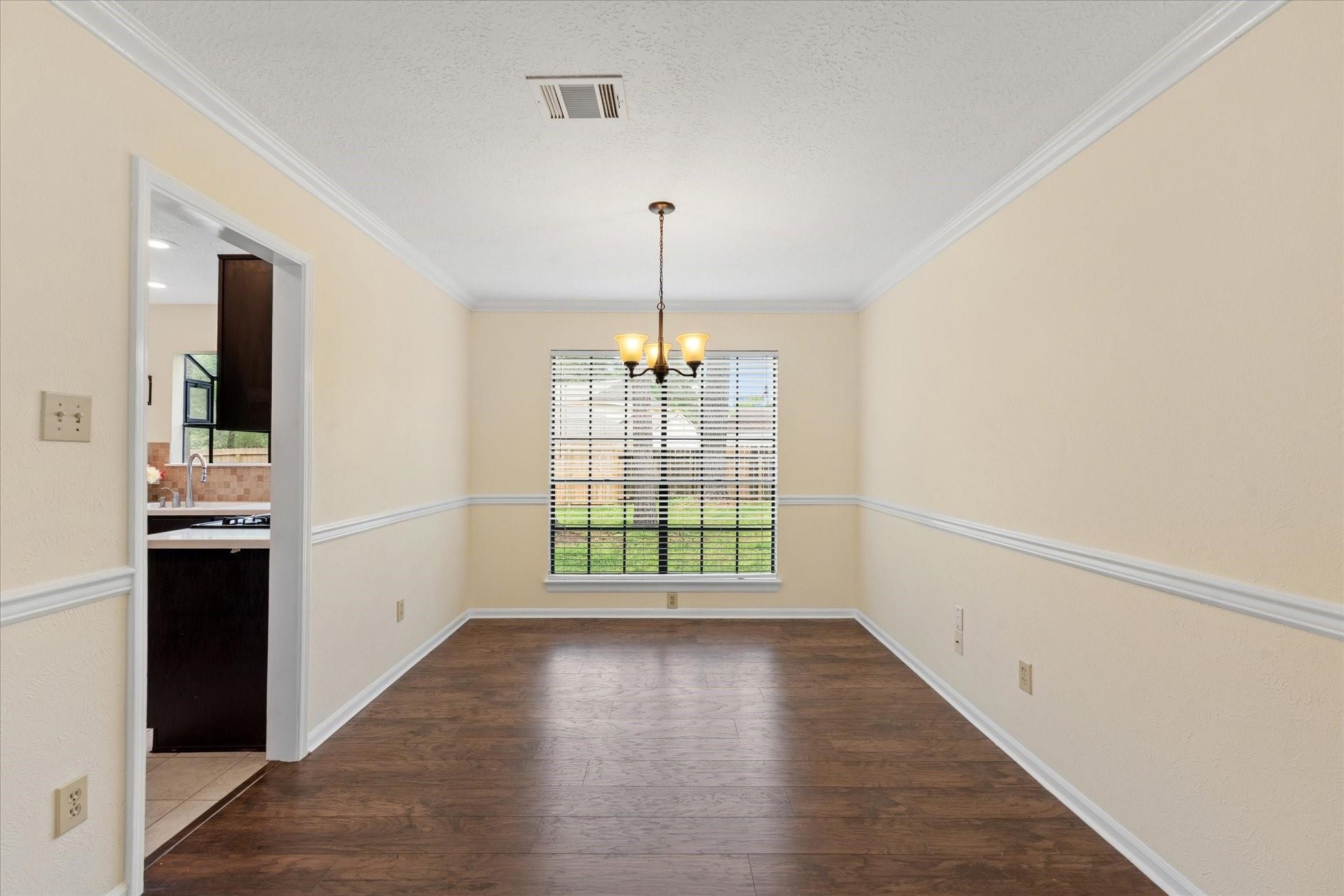 3807 Forest Village Drive Property Photo 7