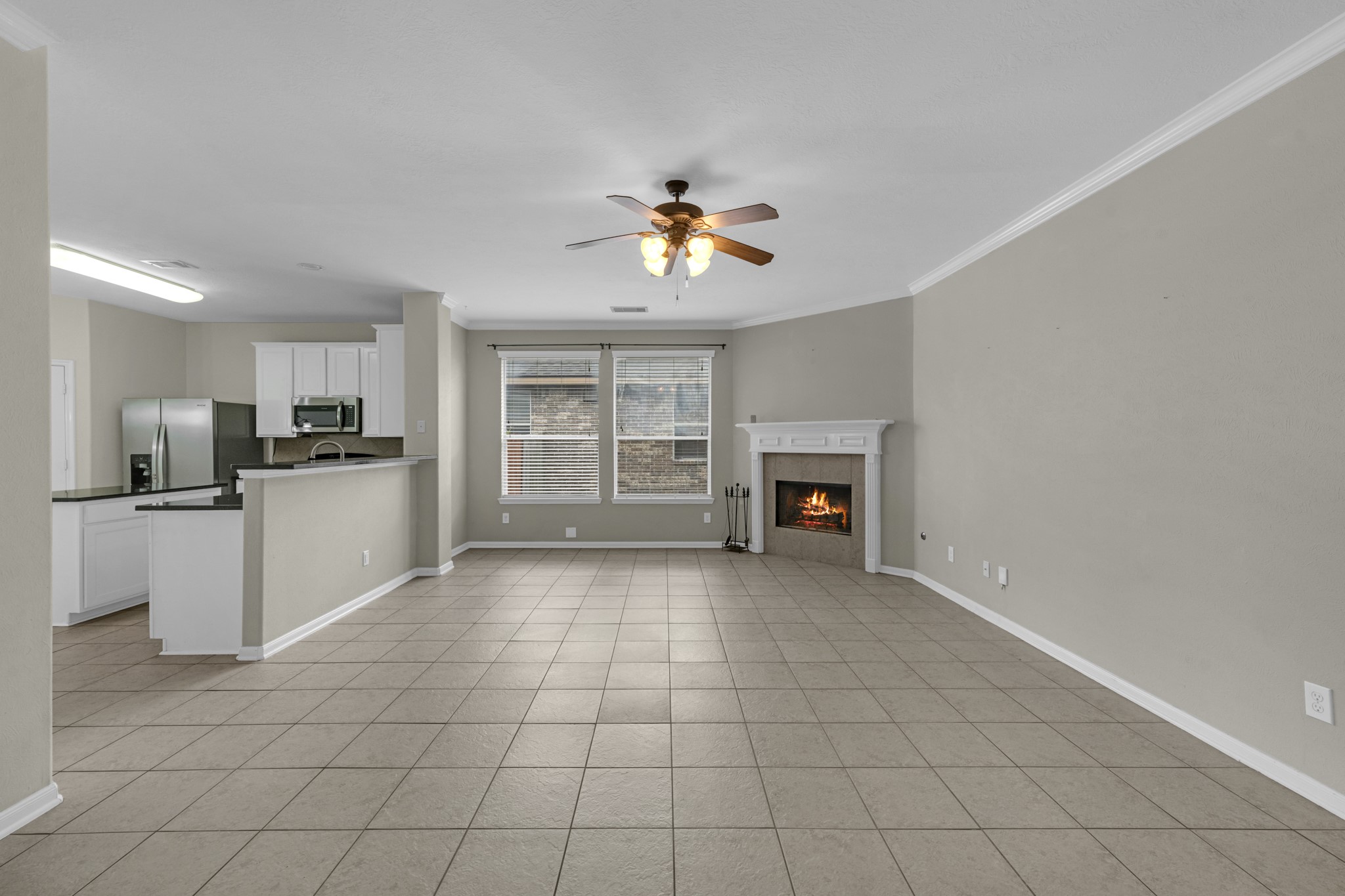 1922 Vale Haven Drive Property Photo 4