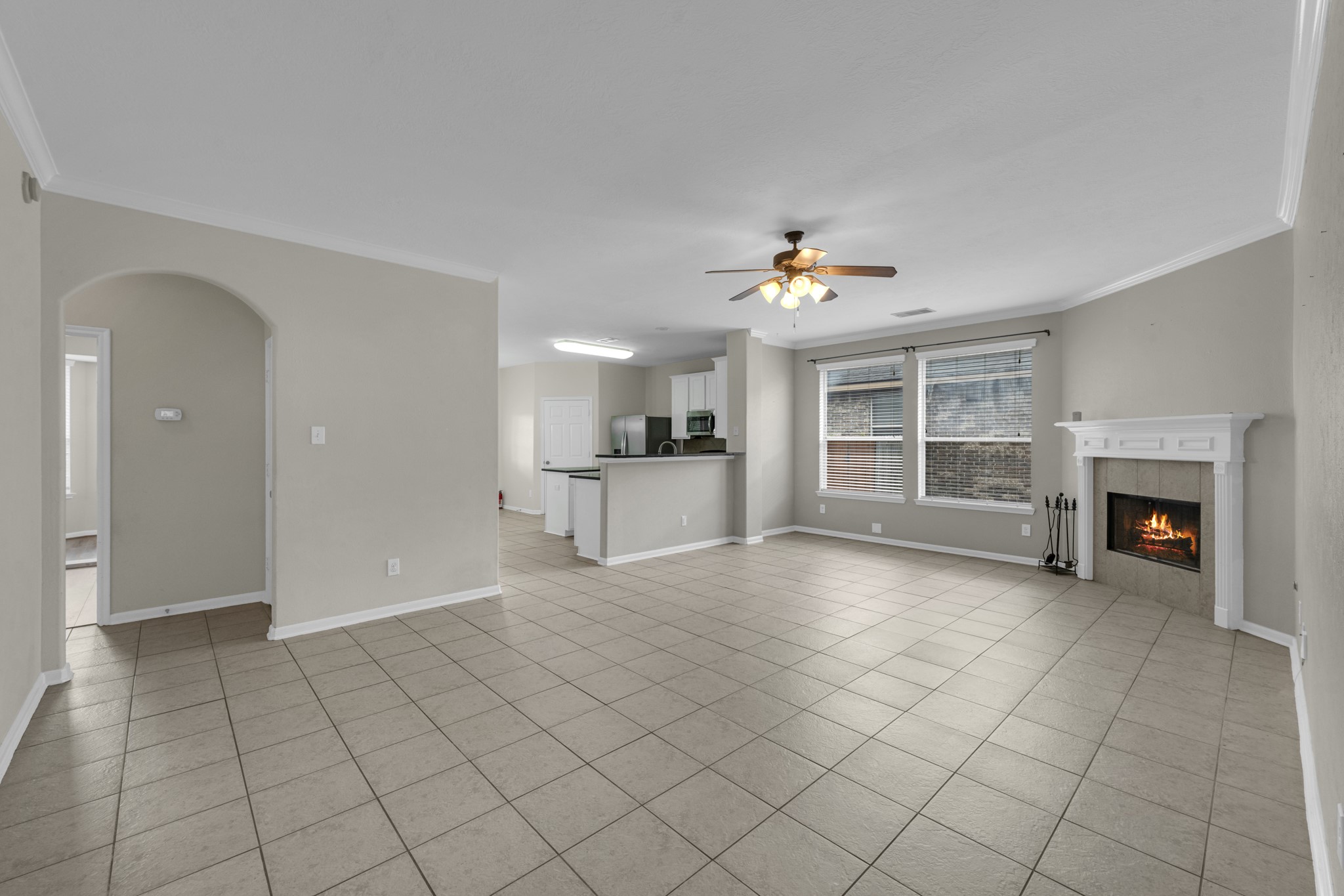 1922 Vale Haven Drive Property Photo 5