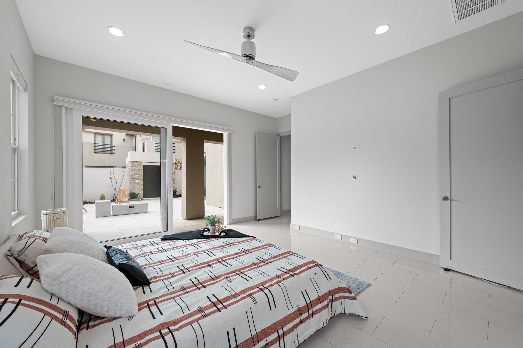 11511 Royal Plain Avenue Property Photo 23