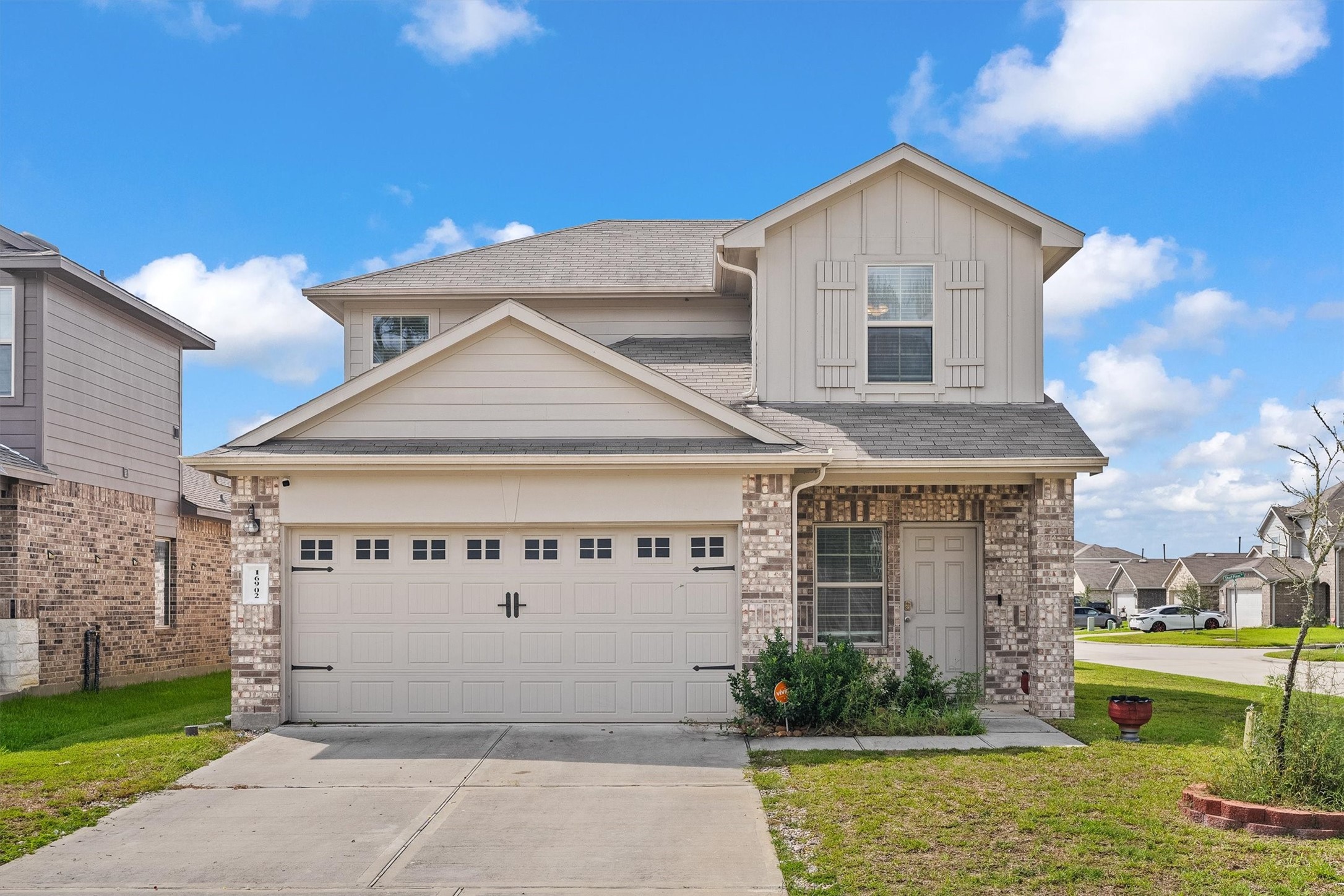 16902 Rich Pines Drive Property Photo 1