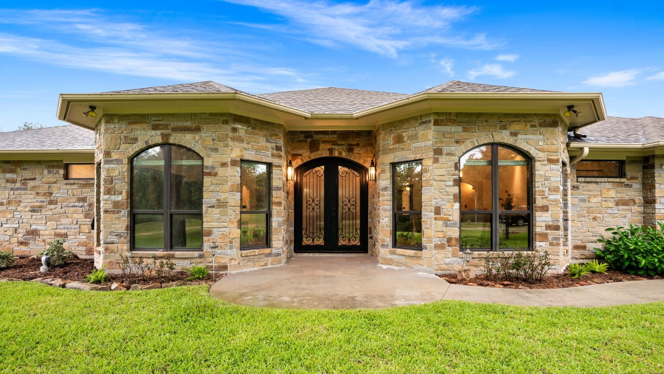 1114 Star Ridge Road Property Photo 1