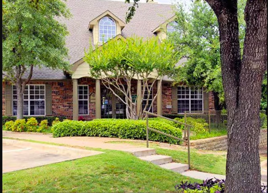 1400 Eldorado Pkwy Property Photo 2