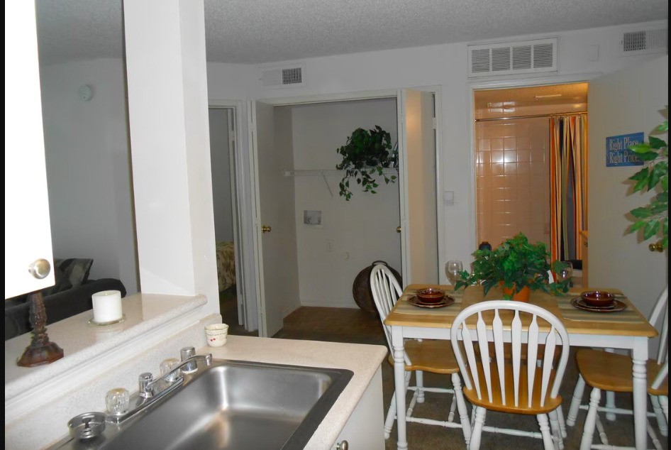 1400 Eldorado Pkwy Property Photo 6