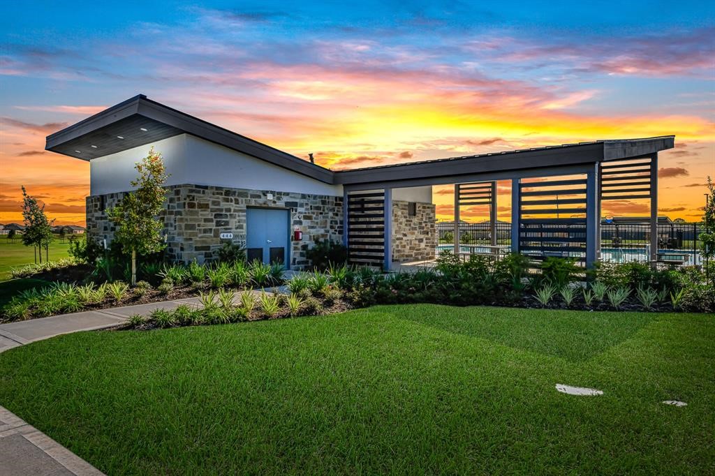 910 Curly Angora Court Property Photo 11