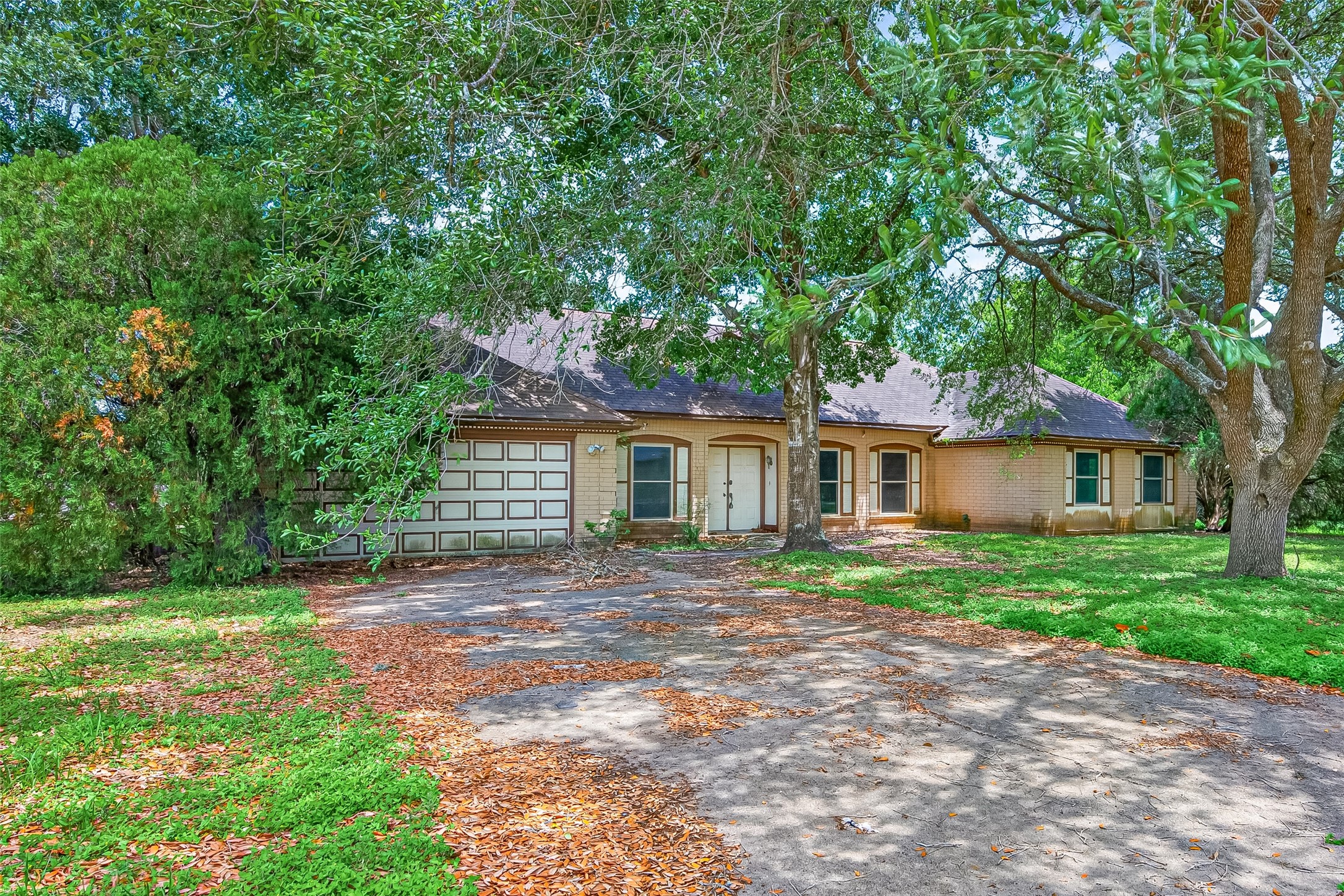 1 Shantilly Lane Property Photo 2