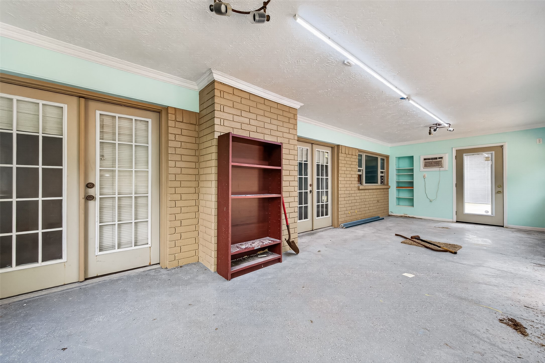 1 Shantilly Lane Property Photo 32